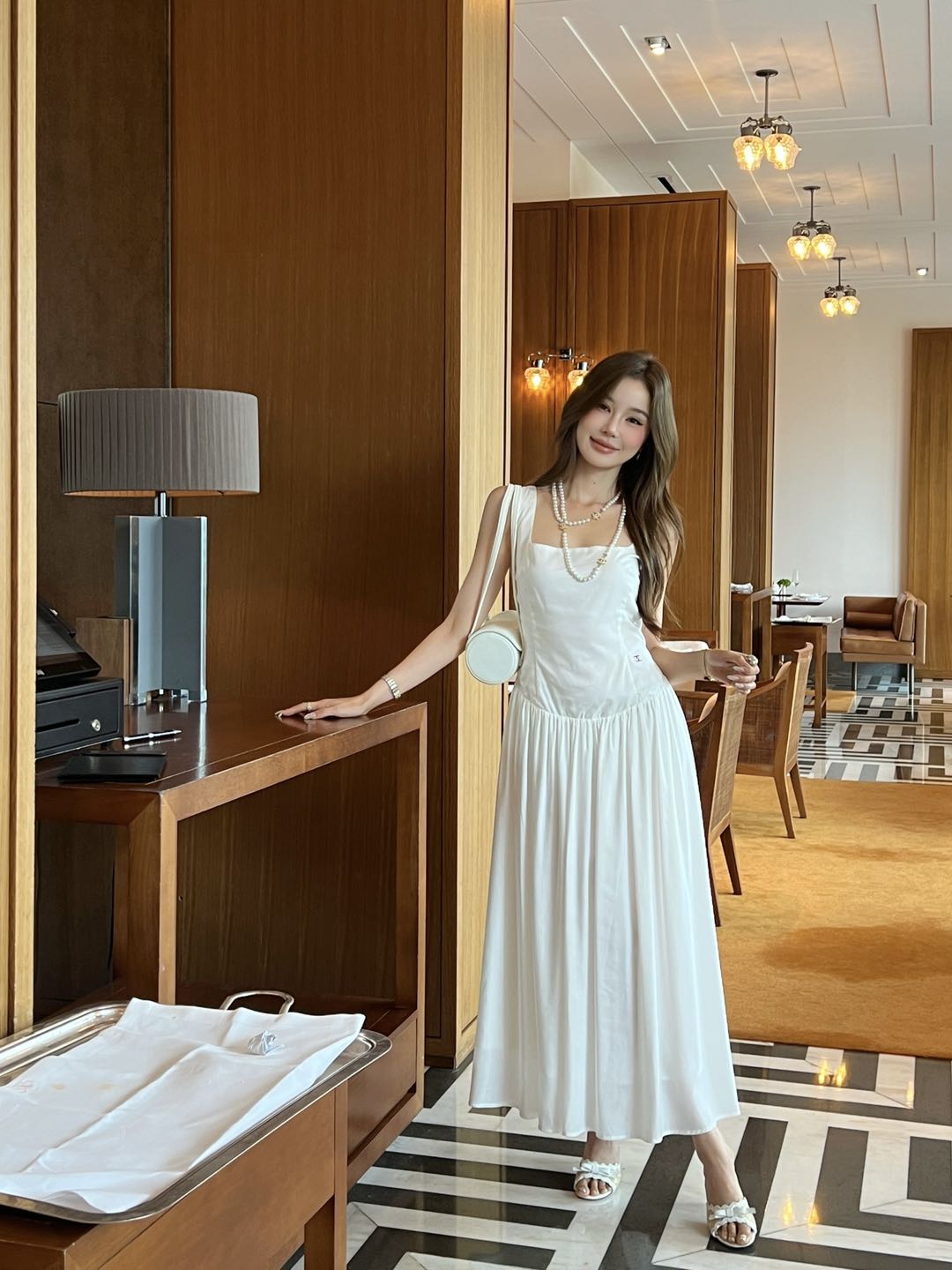 [Chanel] 샤넬 26SS 스퀘어넥 밴딩 롱 나시 원피스 의류