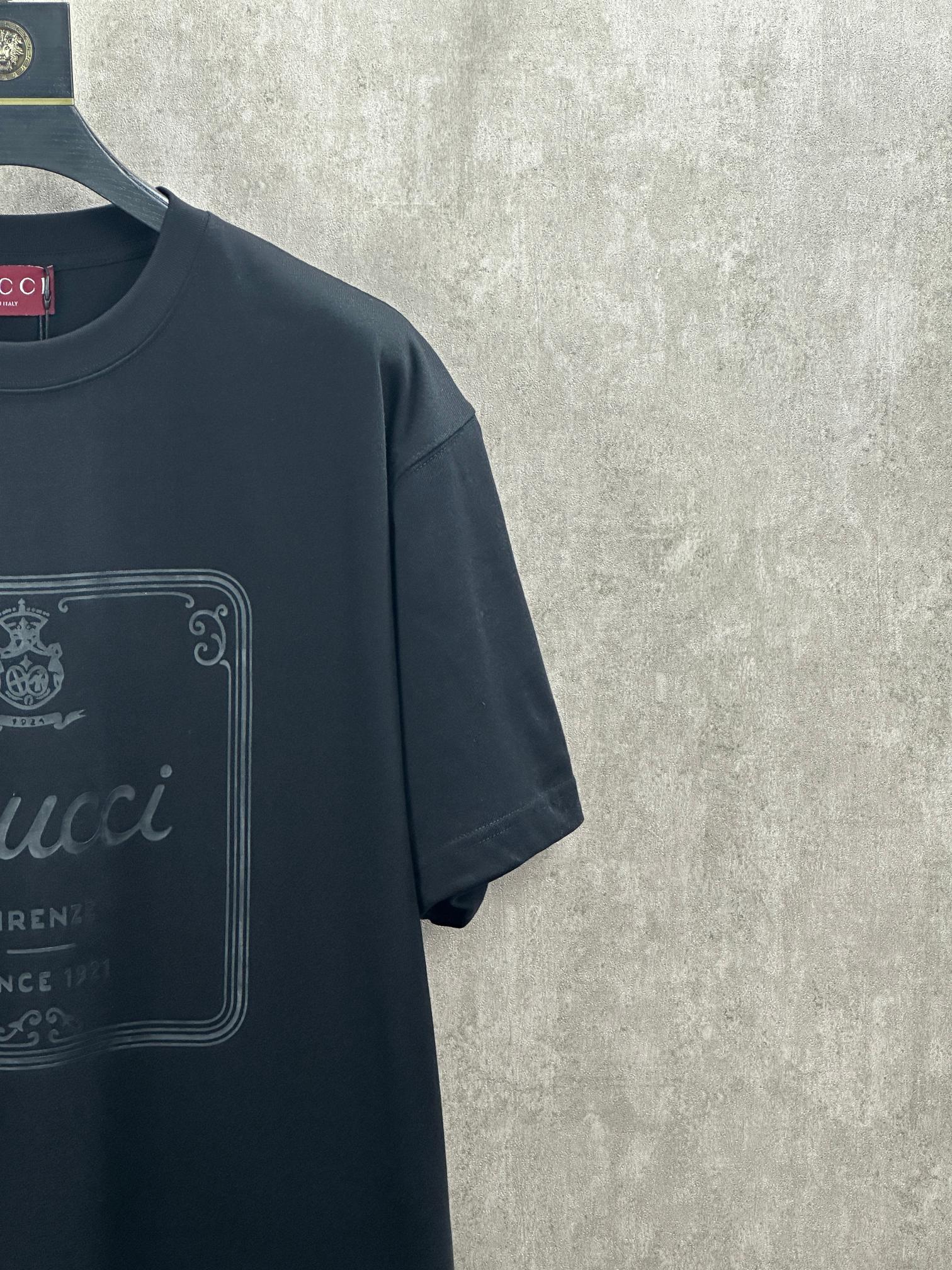구찌(GUCCI) 레터링 프린트 반팔 티셔츠 의류