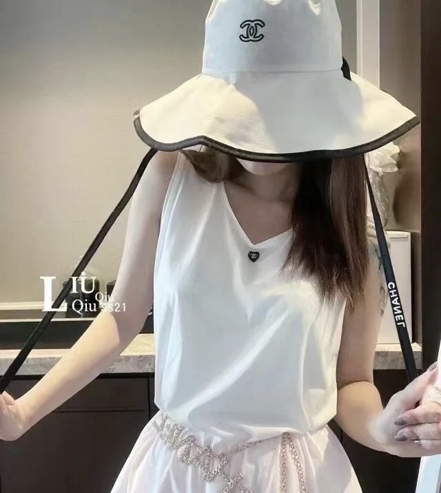 샤넬(CHANEL) 와이드 브림 버킷햇 모자