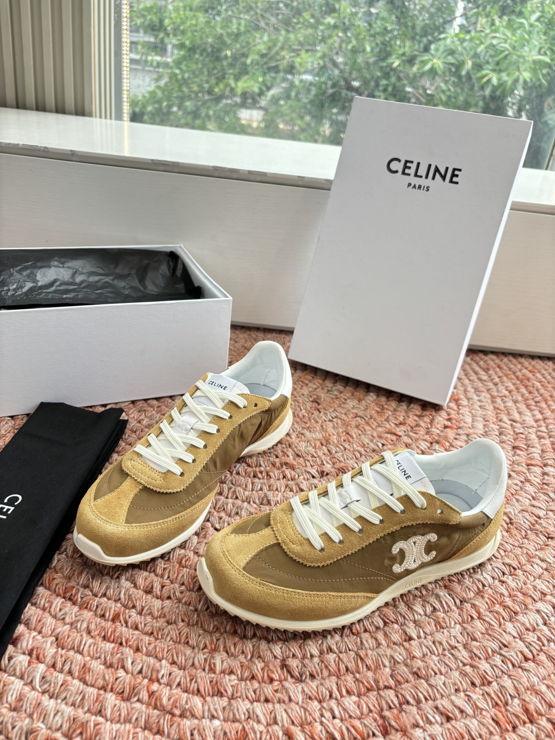 셀린느(CELINE) 레이서 트레이너 스니커즈 신발