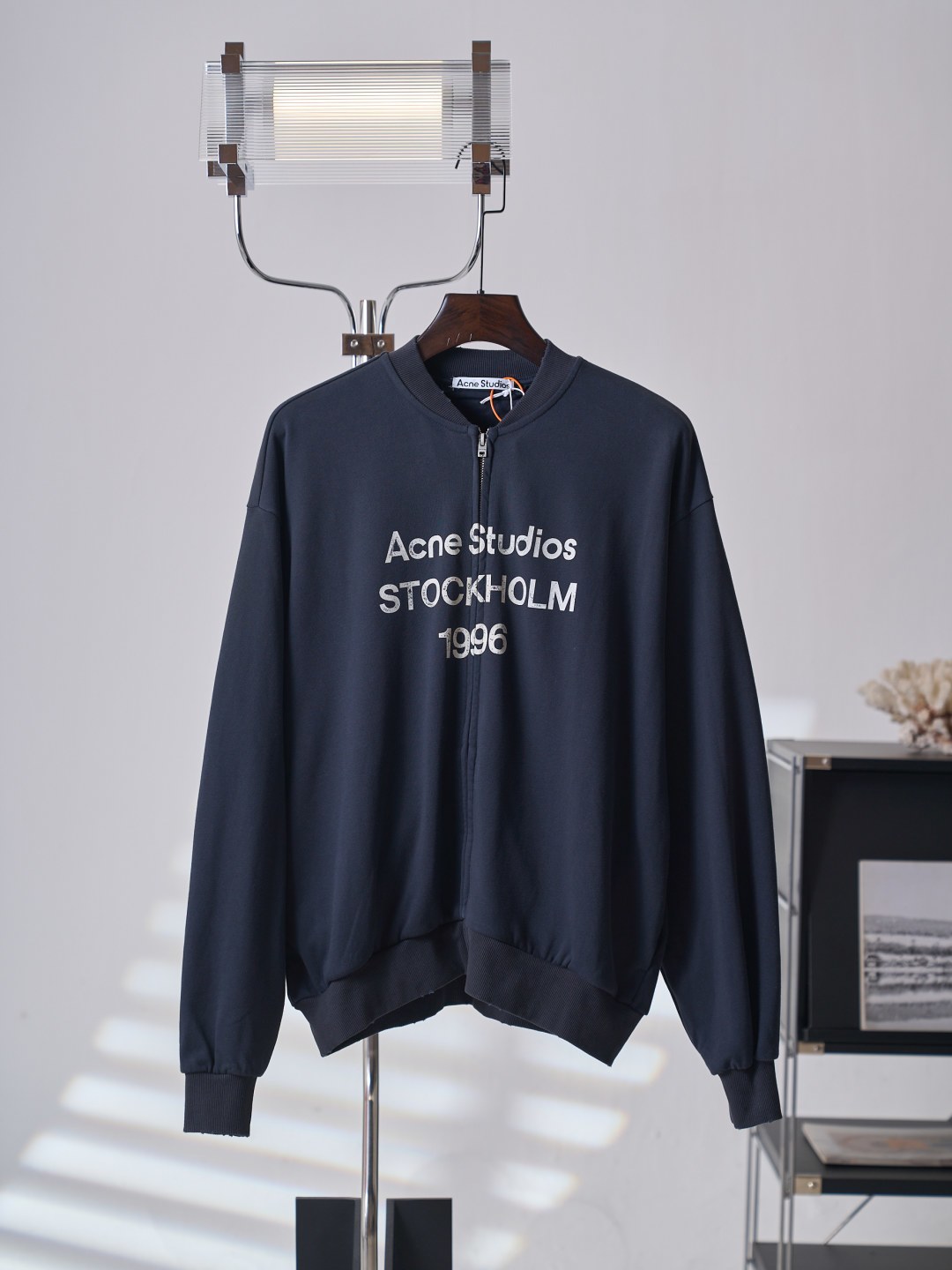 아크네(Acne studios) 빈티지 로고 집업 재킷 상의 의류