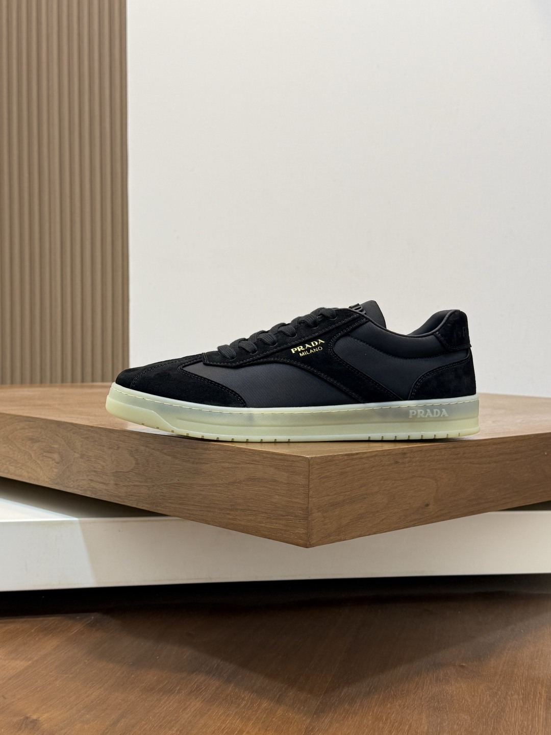 [Prada] 프라다 웨스턴 미니멀 나파 레더 스니커즈 신발