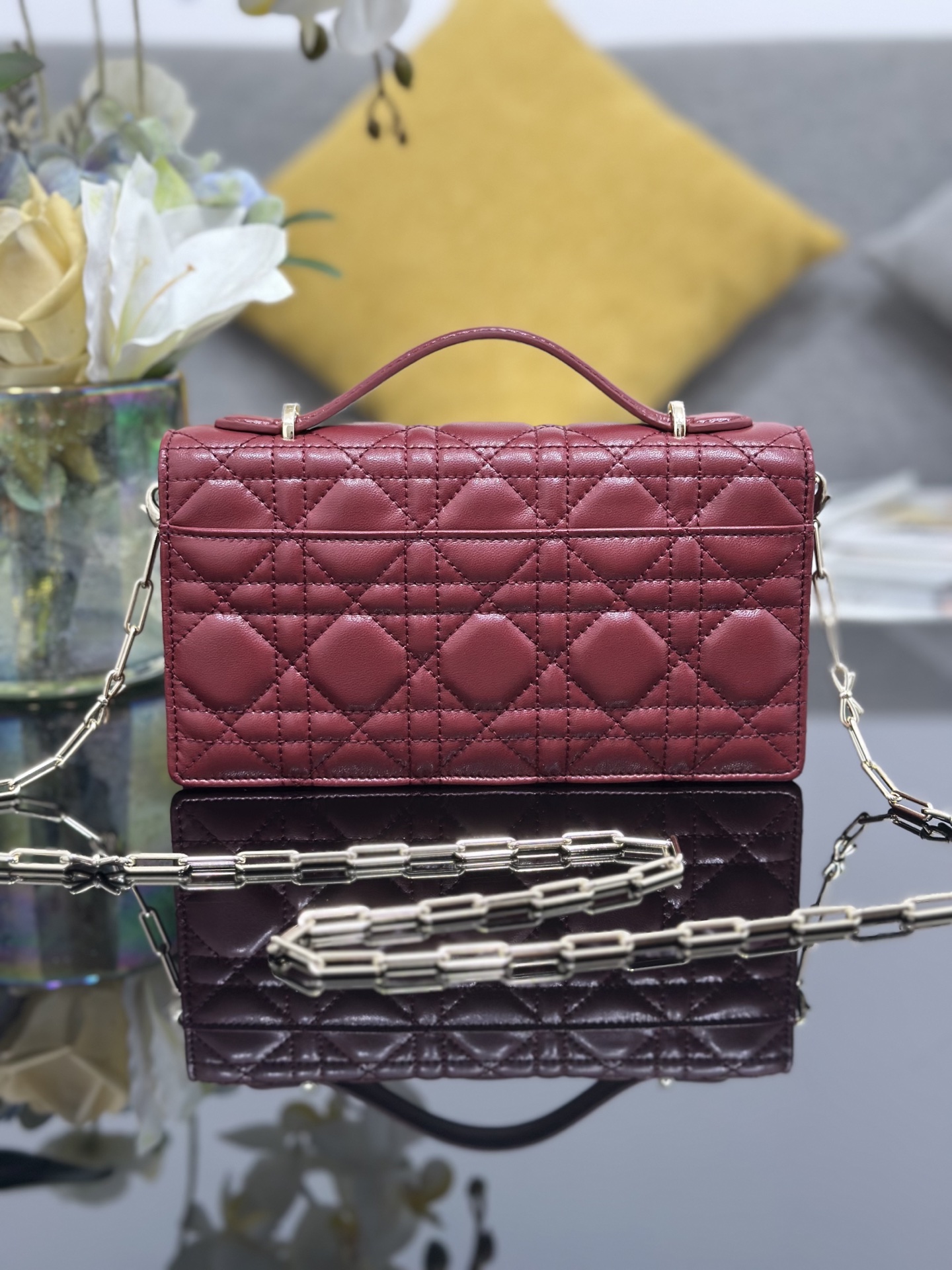 [Dior] 디올 미스 디올(Miss Dior) 보우 램스킨 탑핸들 체인 파우치 (WOC) 가방 복제
