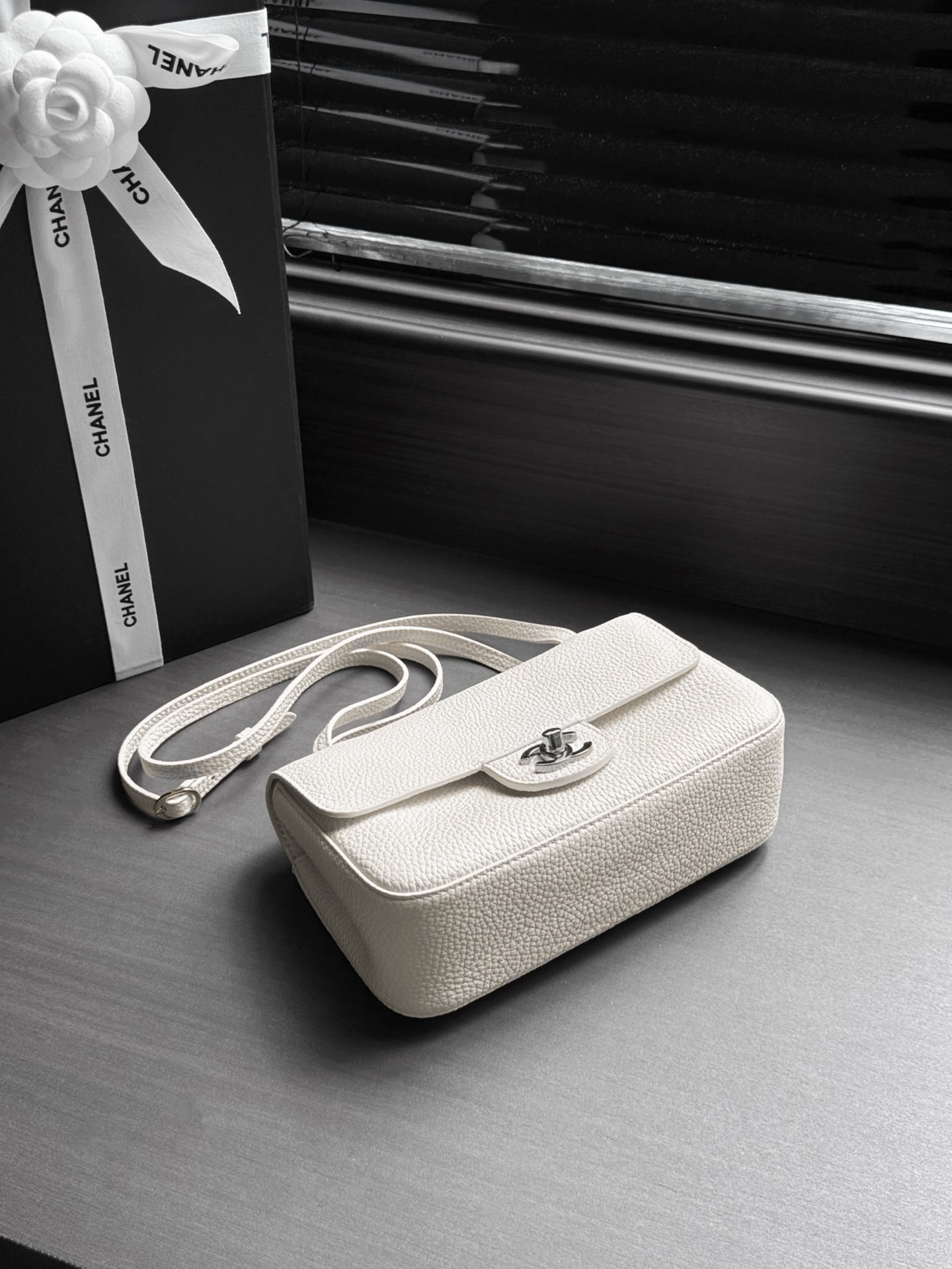 Chanel 26B Mini Flap 샤넬 미니 플랩 가방