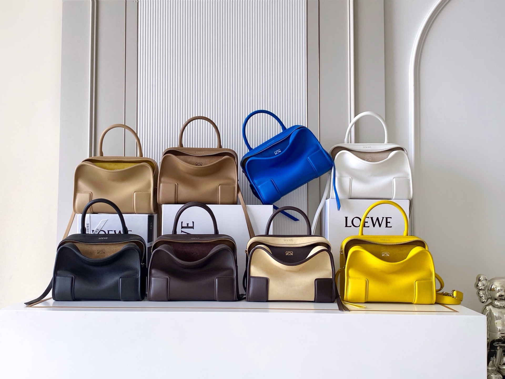 Loewe 로에베 아마조나(Amazona) 180 스몰 핸드백 (아이스 블루) 가방