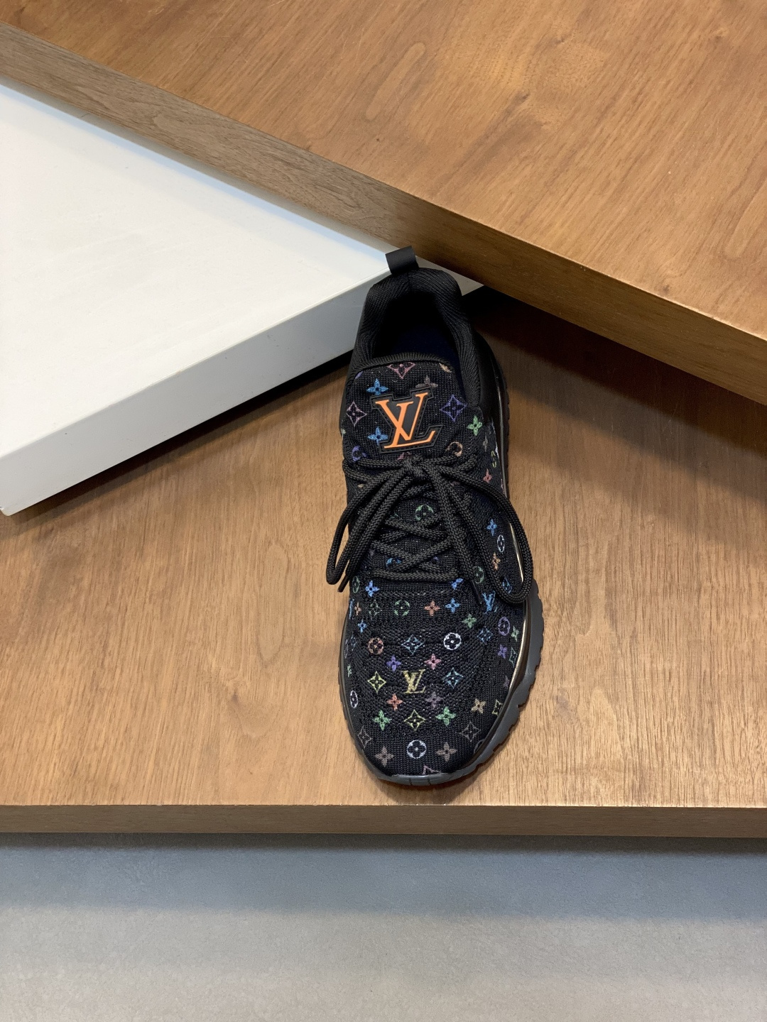 [Louis Vuitton] LV 루이비통 Beverly Hills 비버리 힐즈 모노그램 플라이니트 스니커즈 신발 복제