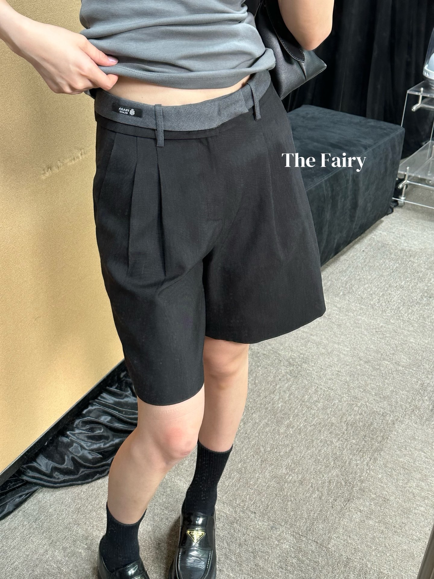 [Prada] 프라다 뉴 시즌 린넨 투톤 웨이스트 쇼츠 반바지 의류