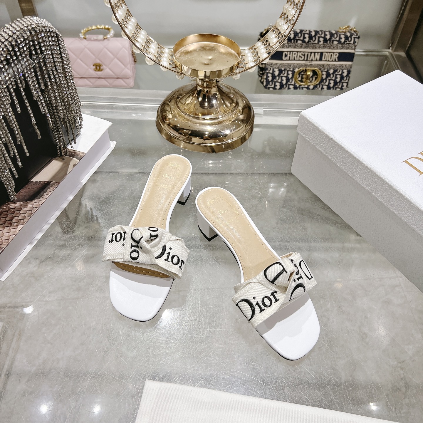 디올(DIOR) 리본 미들힐 슬리퍼 신발