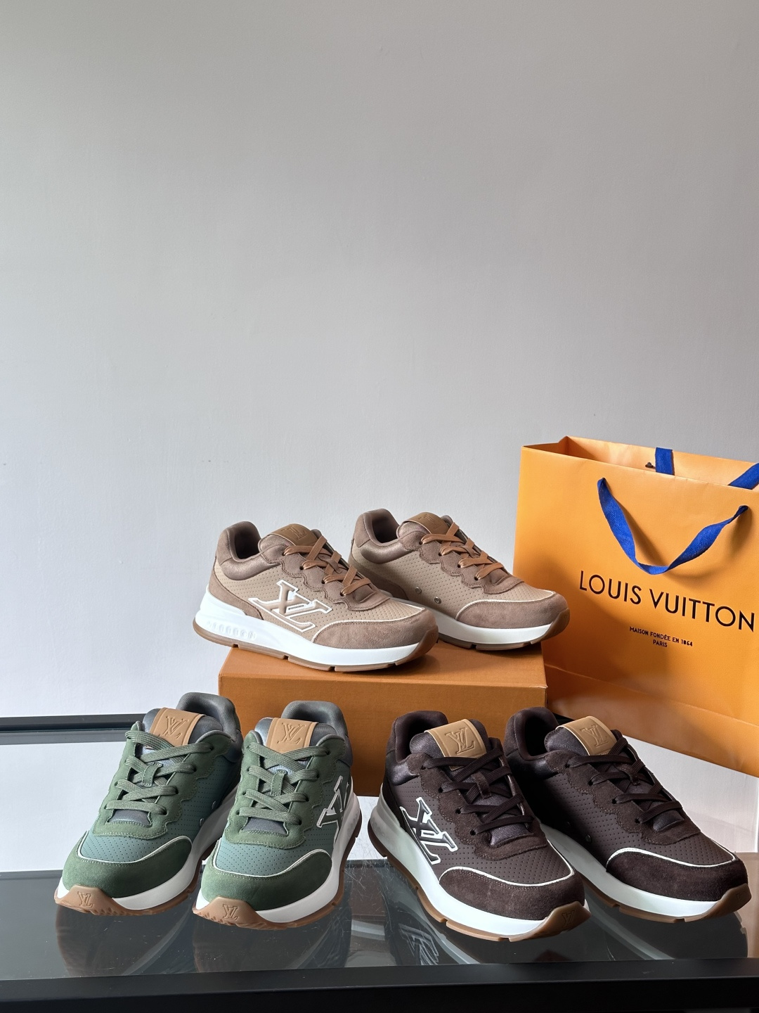 [Louis Vuitton] LV 루이비통 클래식 스웨이드 믹스 스니커즈 신발