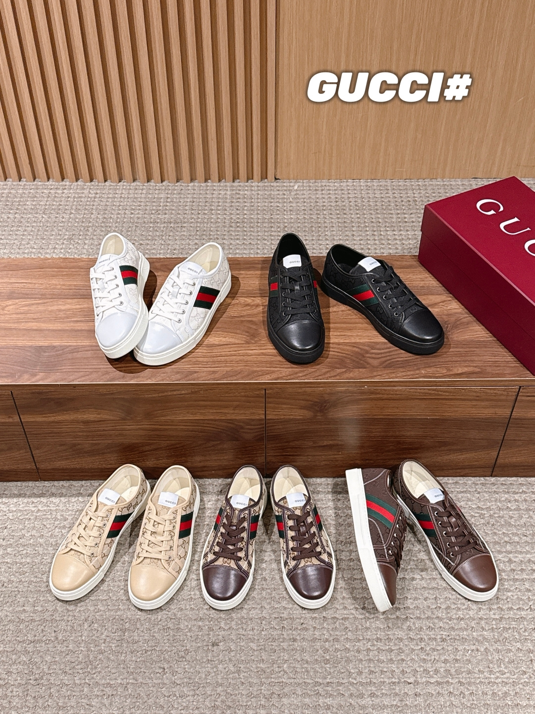 구찌(GUCCI) GG 엠보싱 로우탑 스니커즈 신발