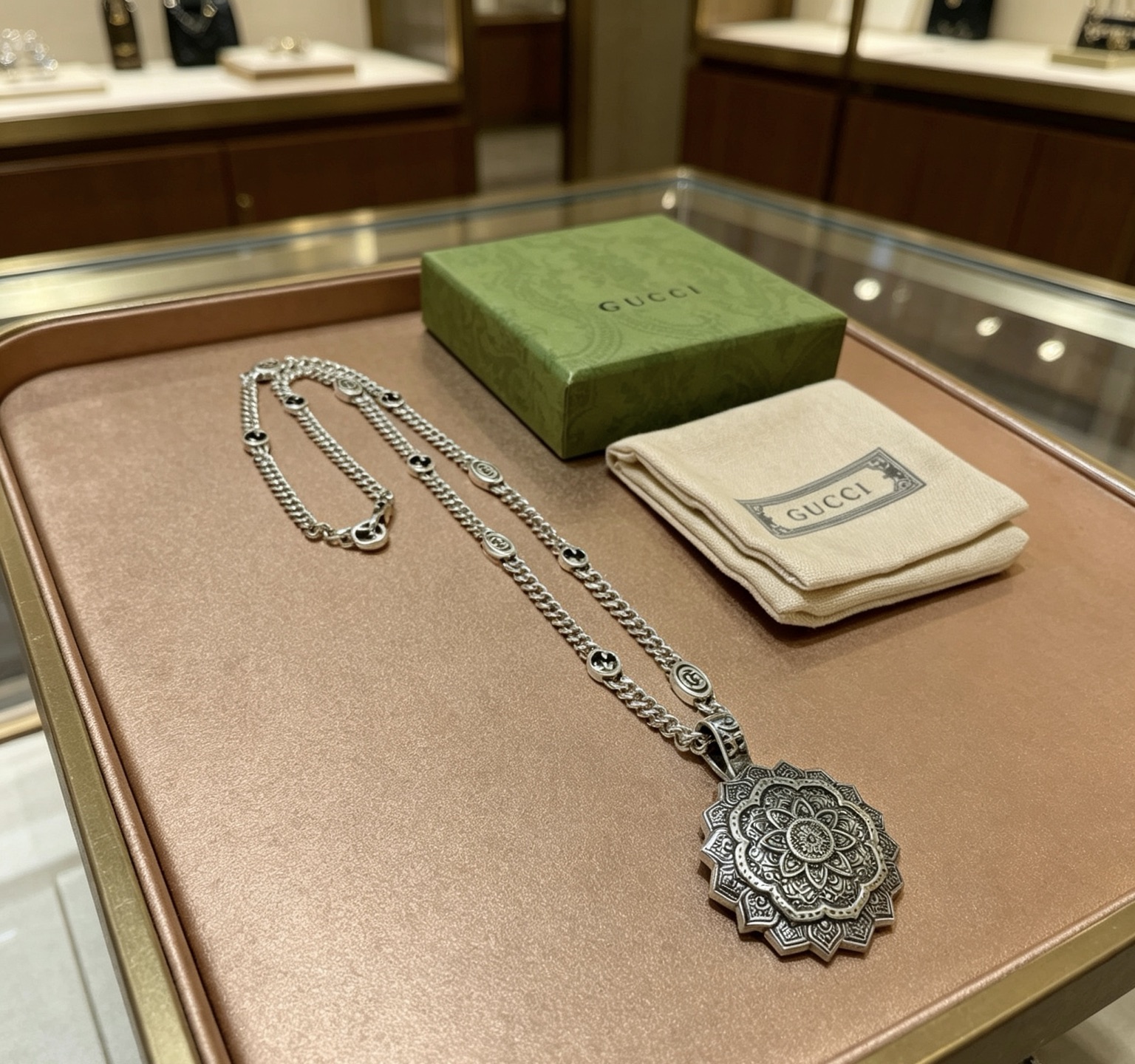 구찌(GUCCI) 더블 G 빈티지 펜던트 목걸이 악세사리