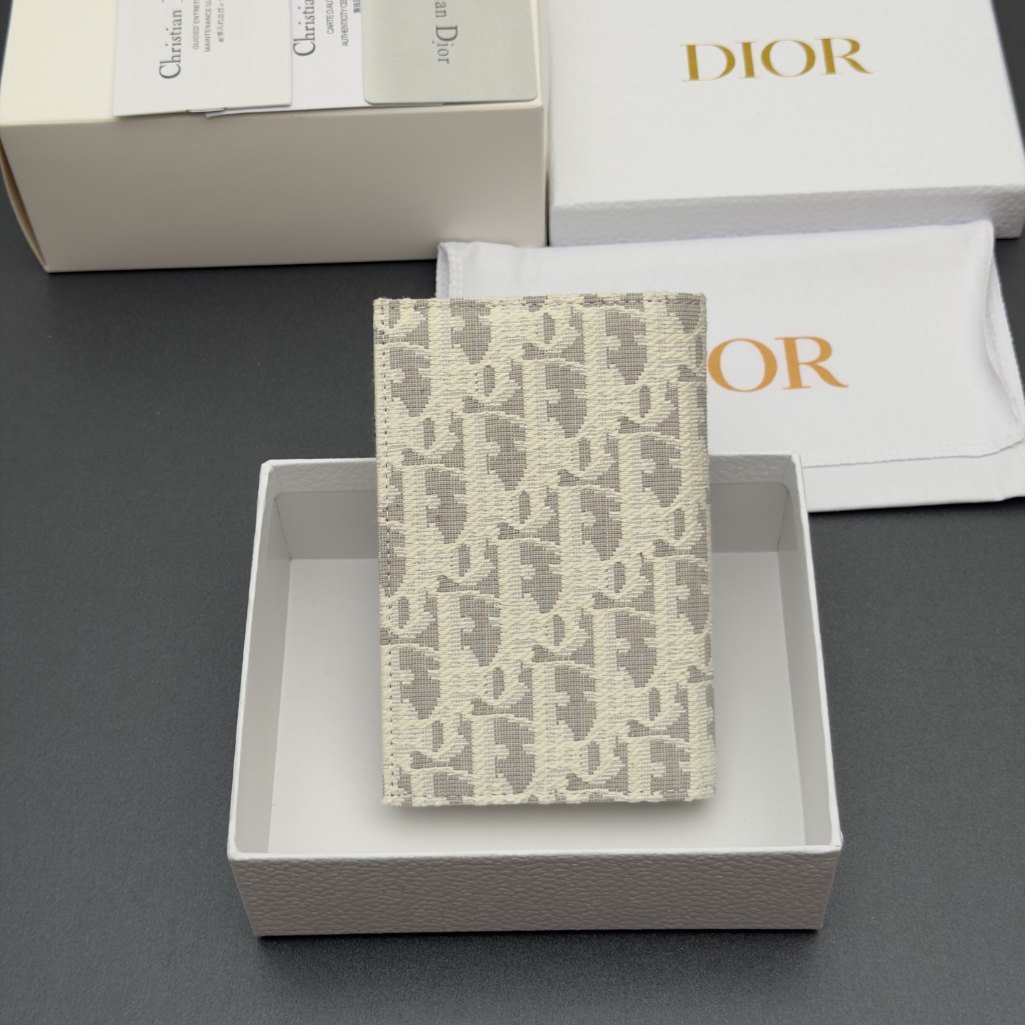 [Dior] 디올 Promenade 프롬나드 오블리크 자카드 패스포트 홀더 지갑