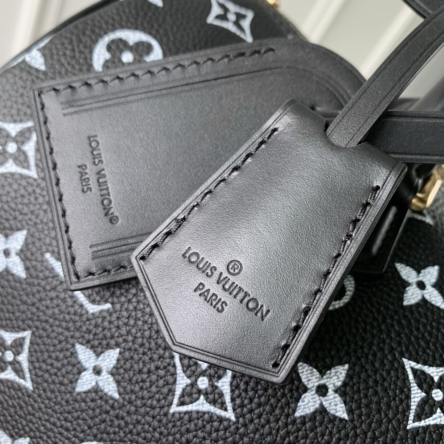LOUIS VUITTON LV 루이비통 M13904 루이비통 스피디 P9 반둘리에 30 핸드백 가방