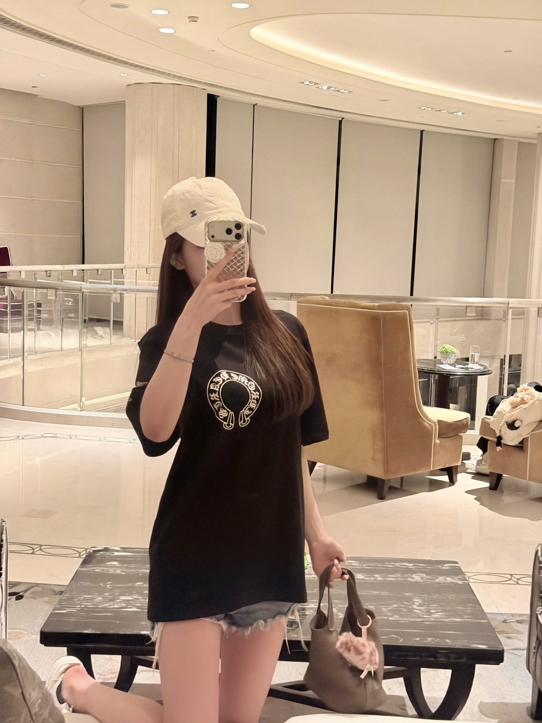 크롬하츠(CHROME HEARTS) 크로스 호스슈 프린트 반팔 티셔츠 상의 의류