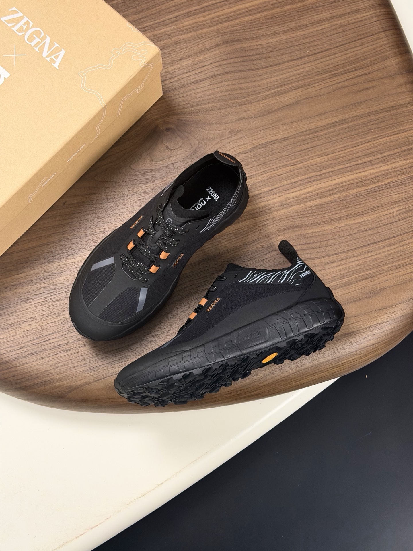 Zegna 제냐 232 스웨이드 스니커즈 신발