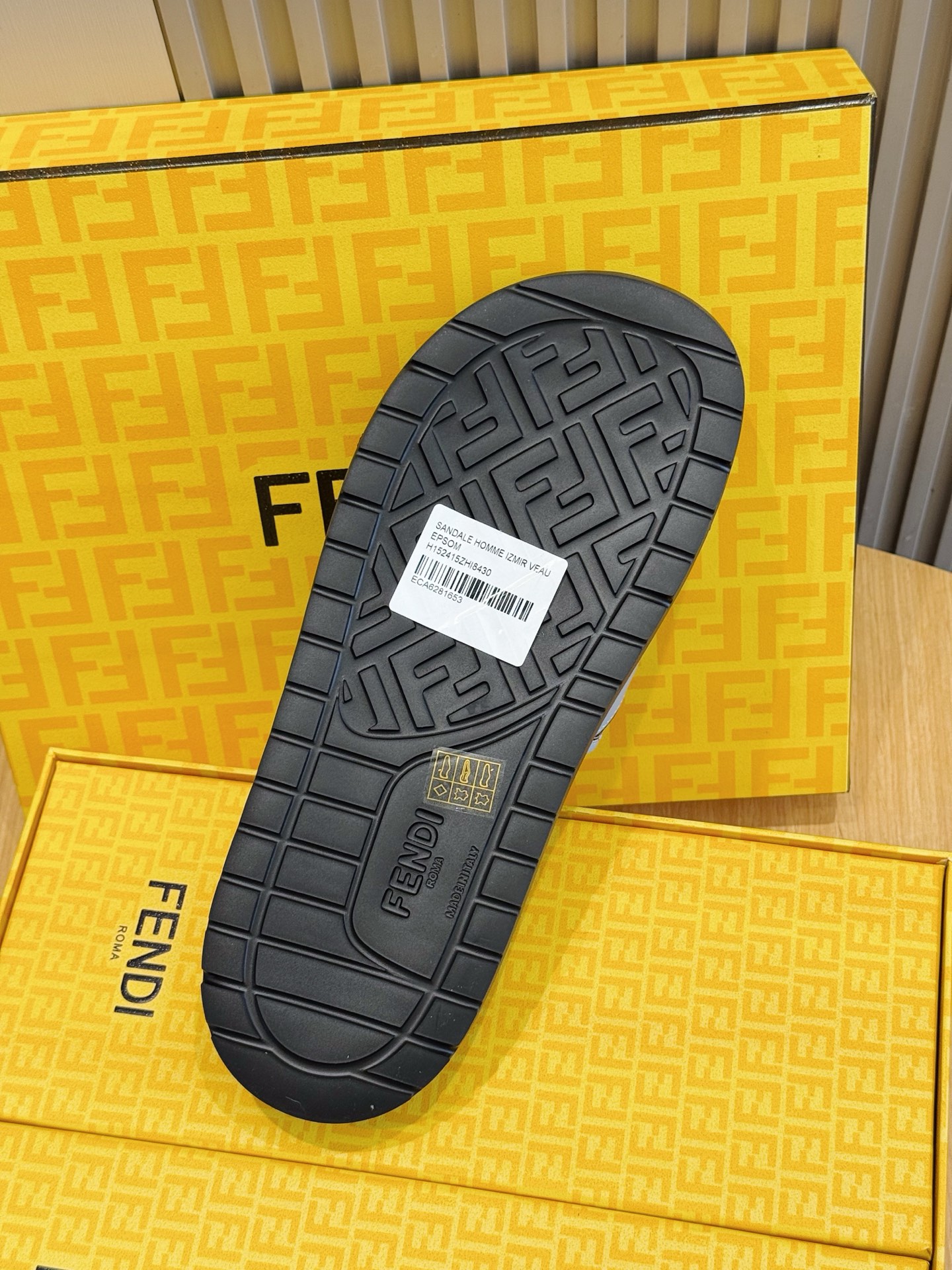[Fendi] 펜디 맨즈 컬러블록 FF 로고 러버 슬라이드 슬리퍼 신발