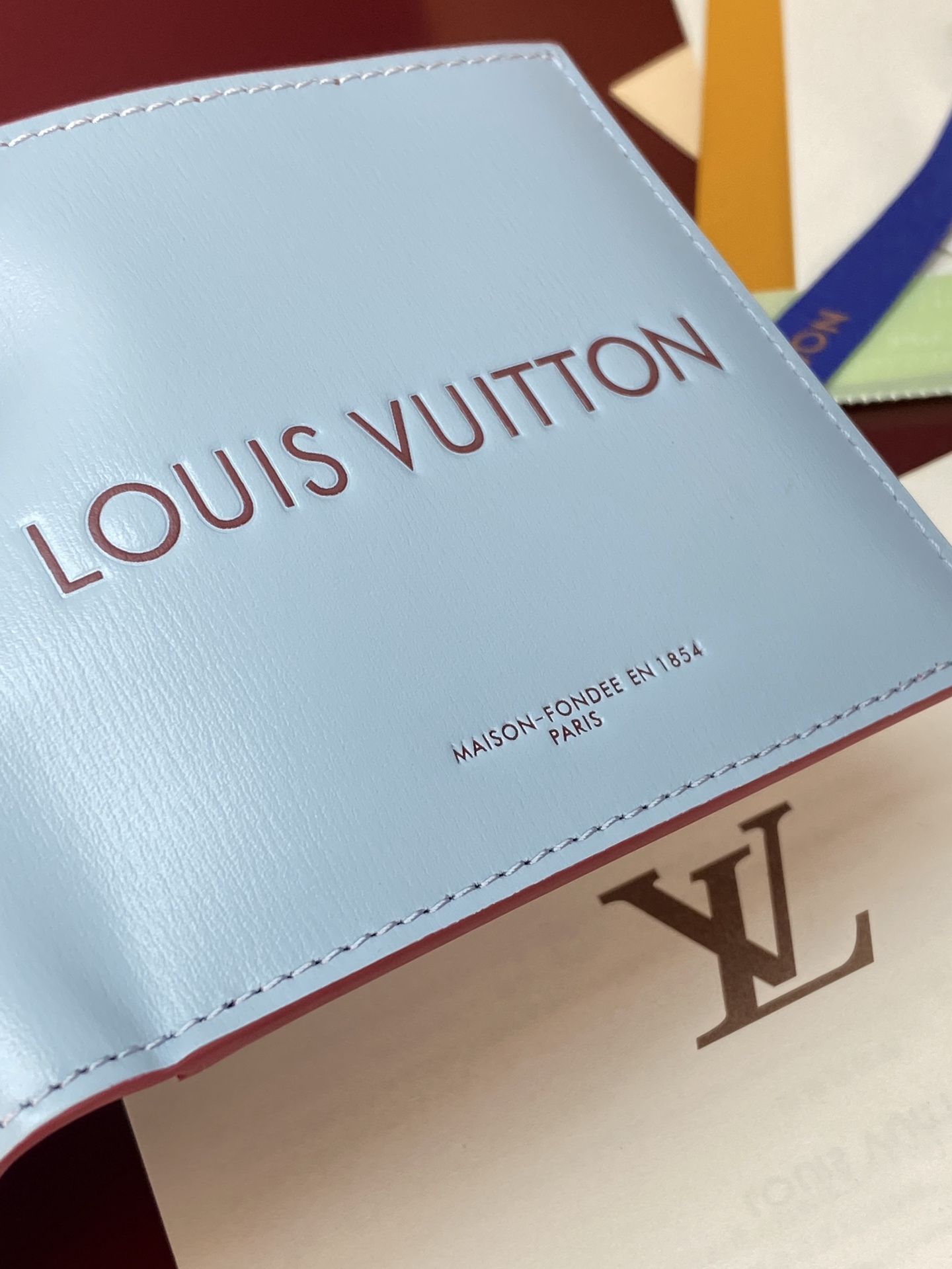 [Louis Vuitton] LV 루이비통 쇼퍼백 모티브 SLENDER 슬렌더 월렛 지갑 M2A448
