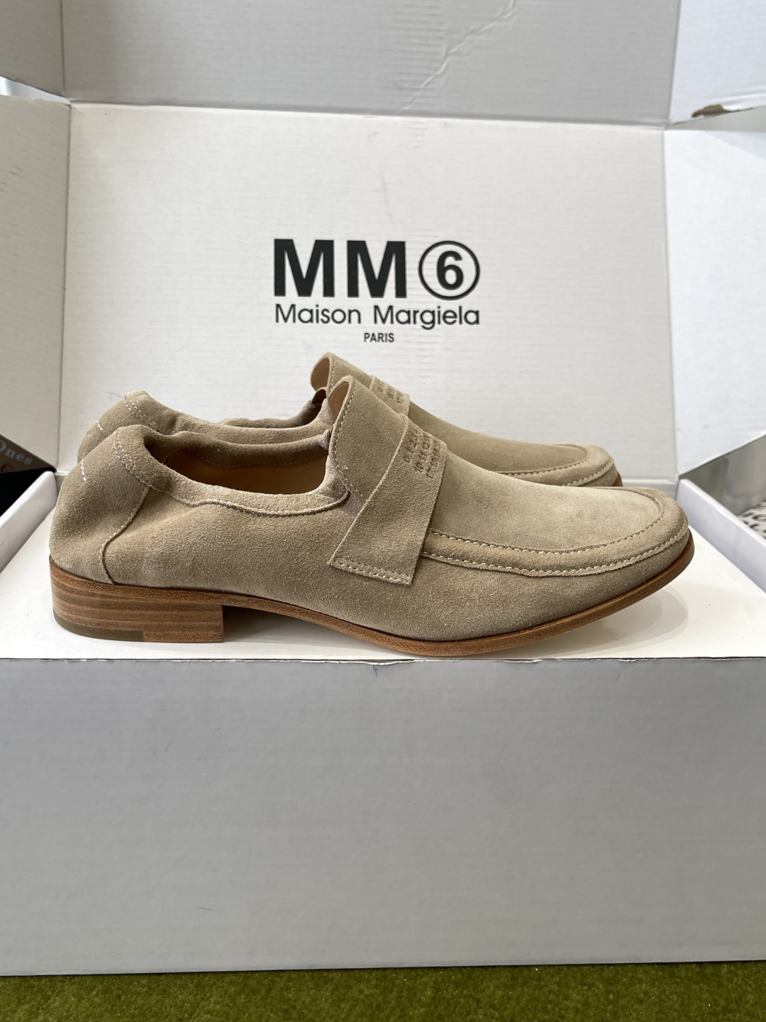메종 마르지엘라(Maison Margiela) 애플 토 로고 2WAY 로퍼