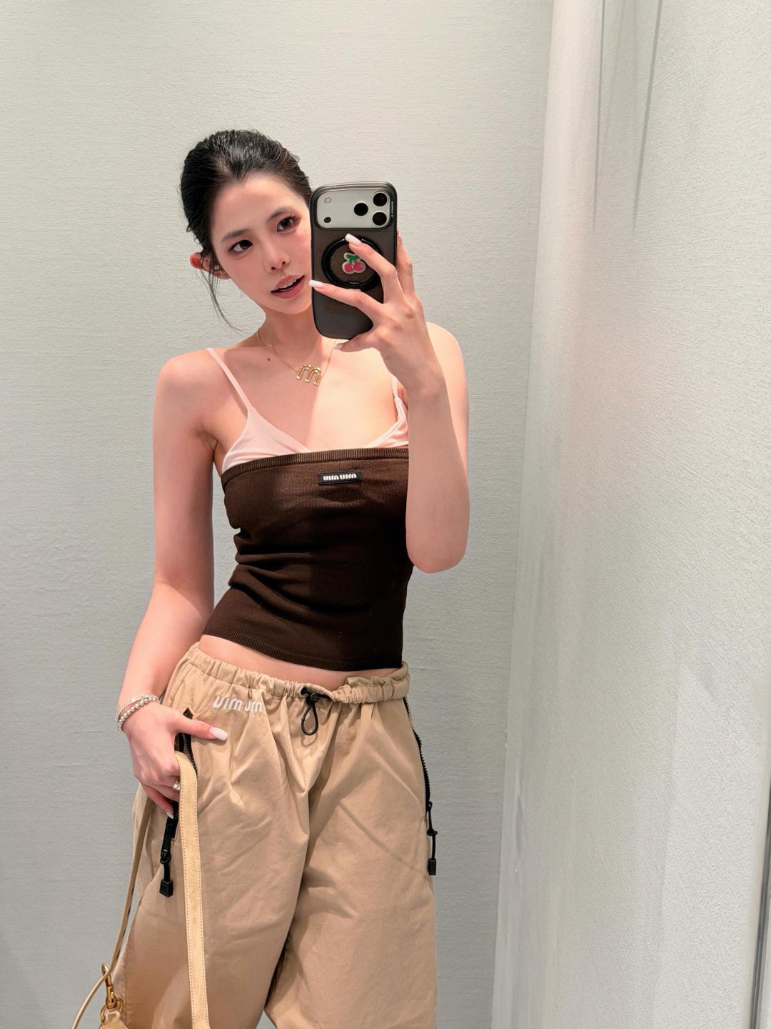 미우미우(MIU MIU) 와이드 파라슈트 팬츠 하의 의류