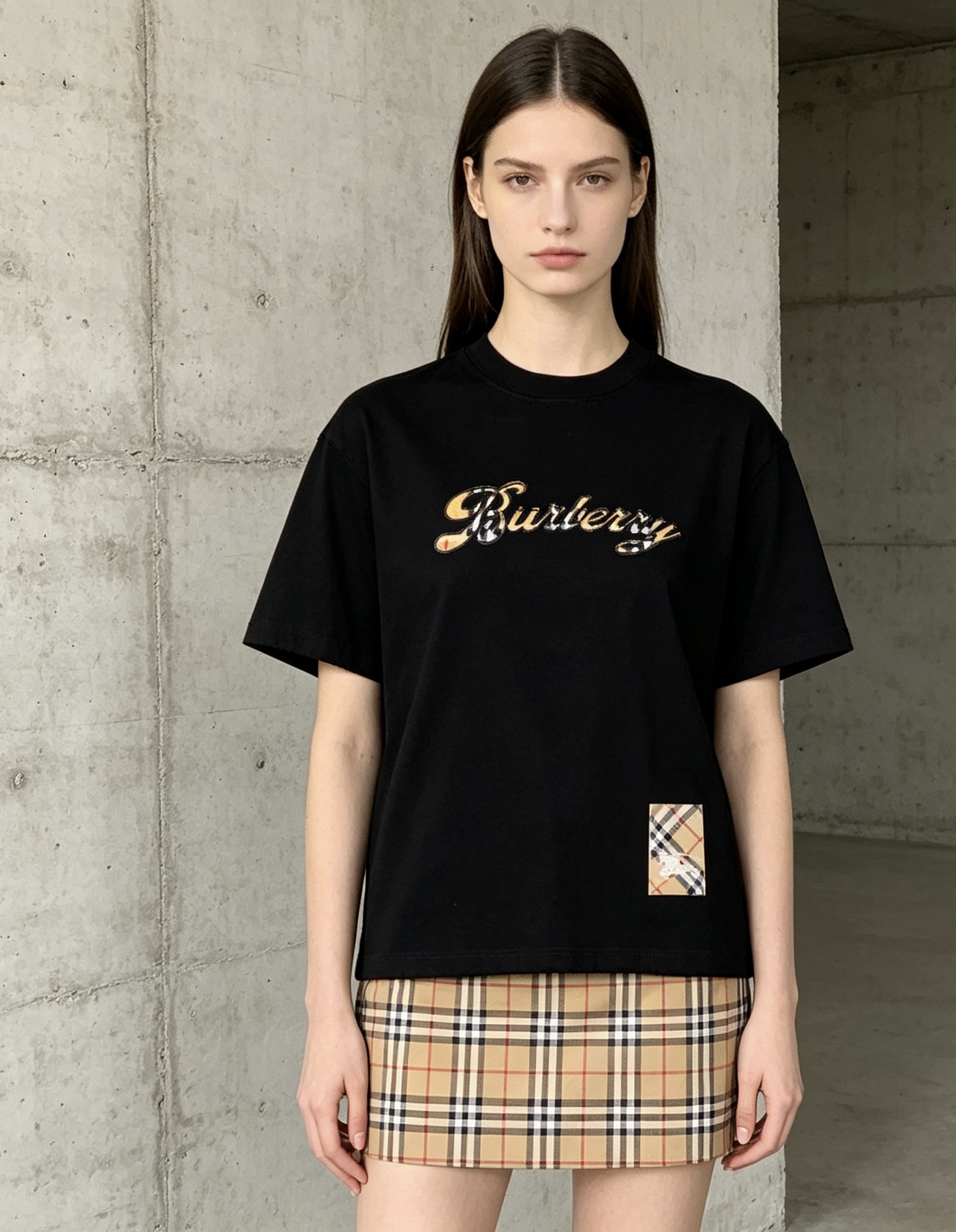 버버리(BURBERRY) 체크 패치 자수 반팔 티셔츠 의류