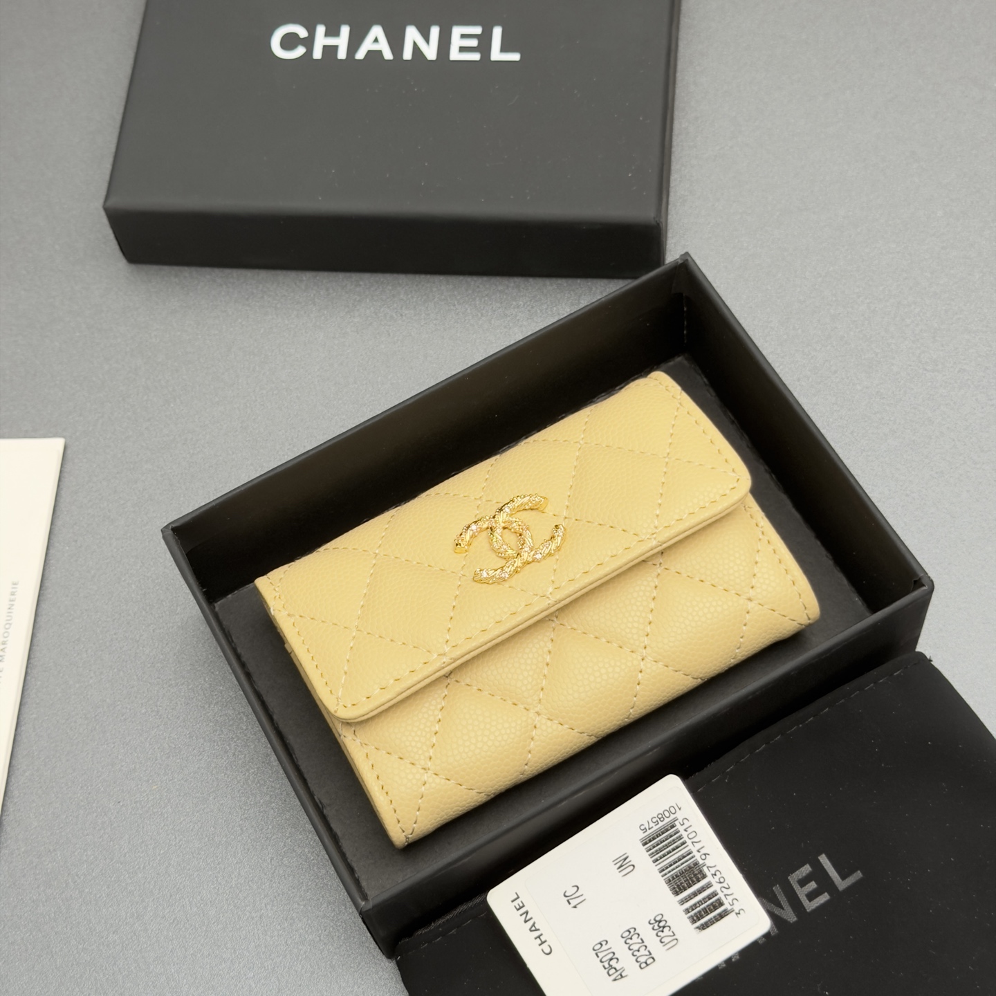 [Chanel] 샤넬 26SS 캐비어 멀티 젬스톤 카드 홀더 지갑