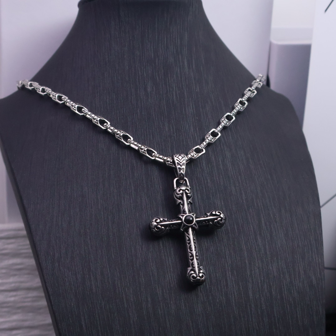 크롬하츠(CHROME HEARTS) 오너먼트 크로스 펜던트 체인 목걸이 악세사리