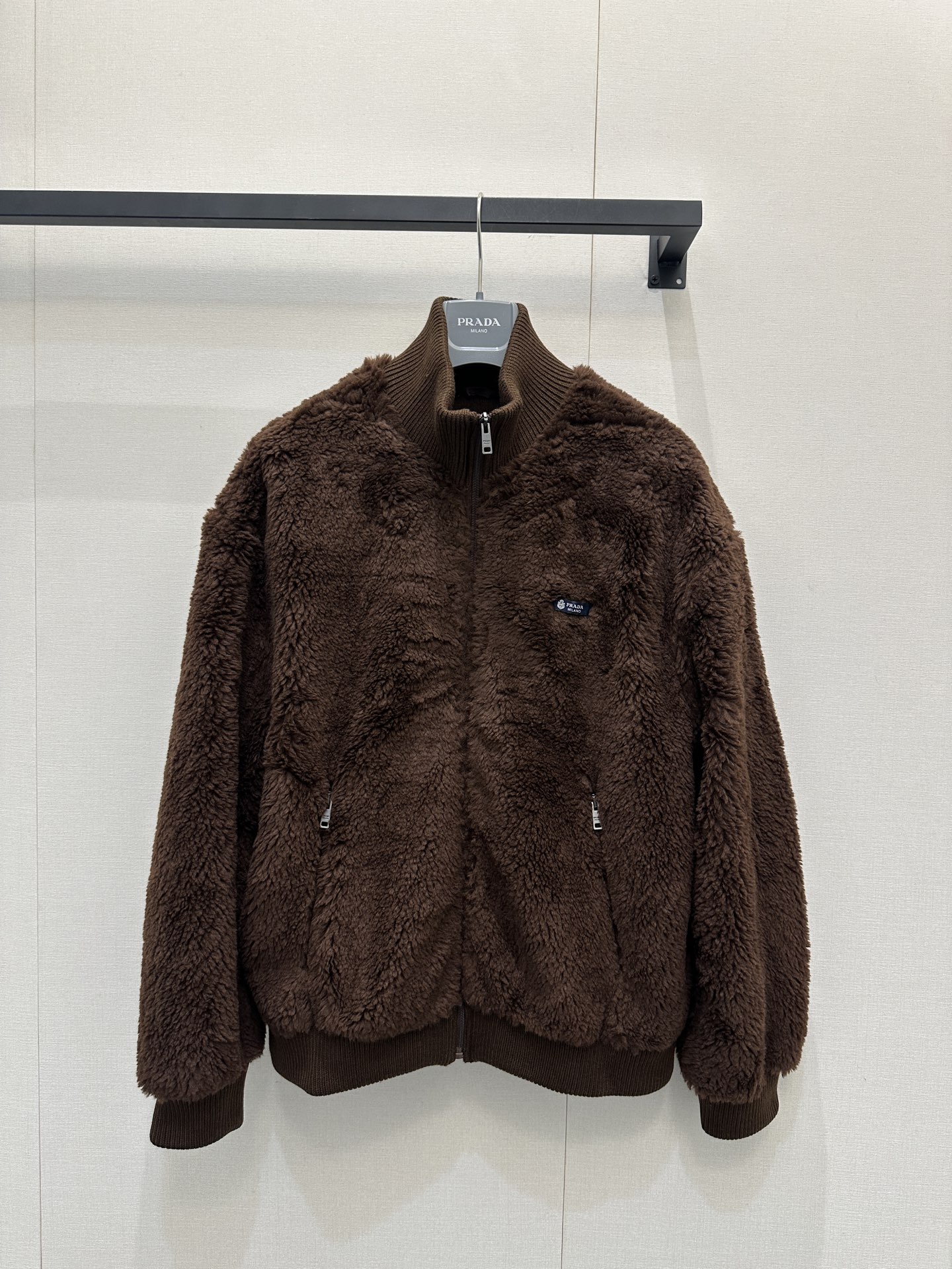 프라다(PRADA) 시어링 울 집업 재킷 상의 의류