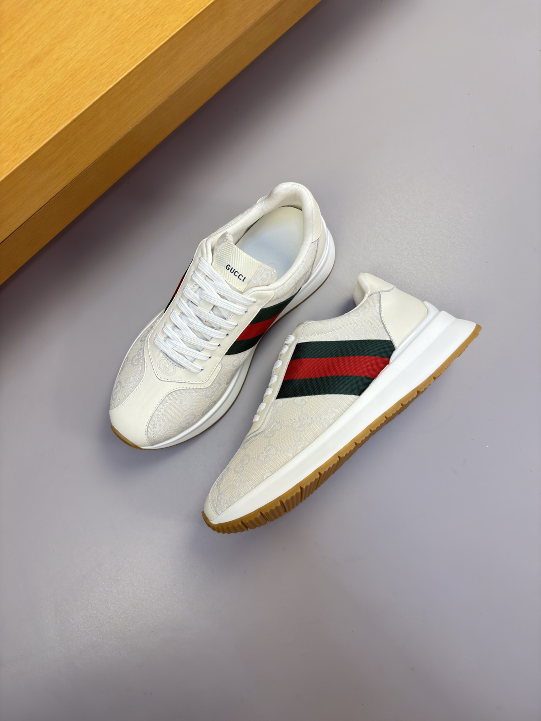 [Gucci] 구찌 프리미엄 나파 & 웹 스트라이프 콤비 스니커즈 신발