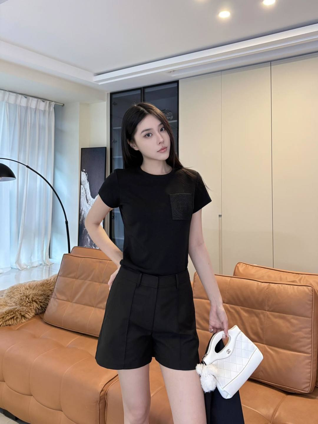 [Hermes] 에르메스 26SS 텍스처드 클래식 숏팬츠 반바지 의류