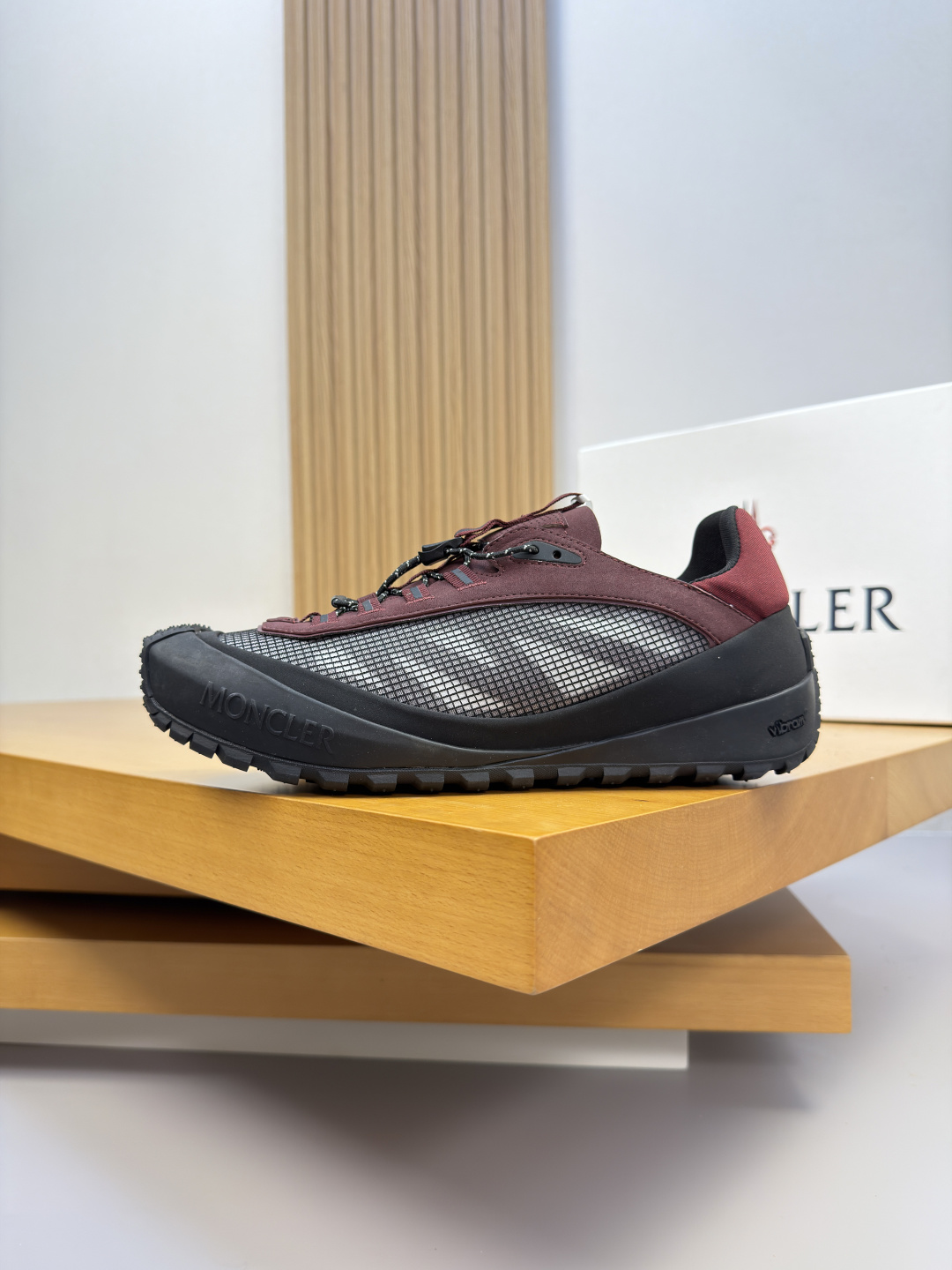 [Moncler] 몽클레어 몽클레르 프리미엄 나파 & 히트컷 'M' 메쉬 콤비 스니커즈 신발