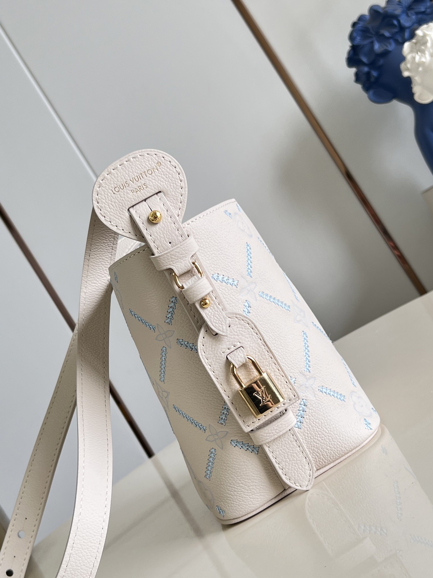 [Louis Vuitton] LV 루이비통 올 인(All In) BB 앙프레인트 버킷백 가방