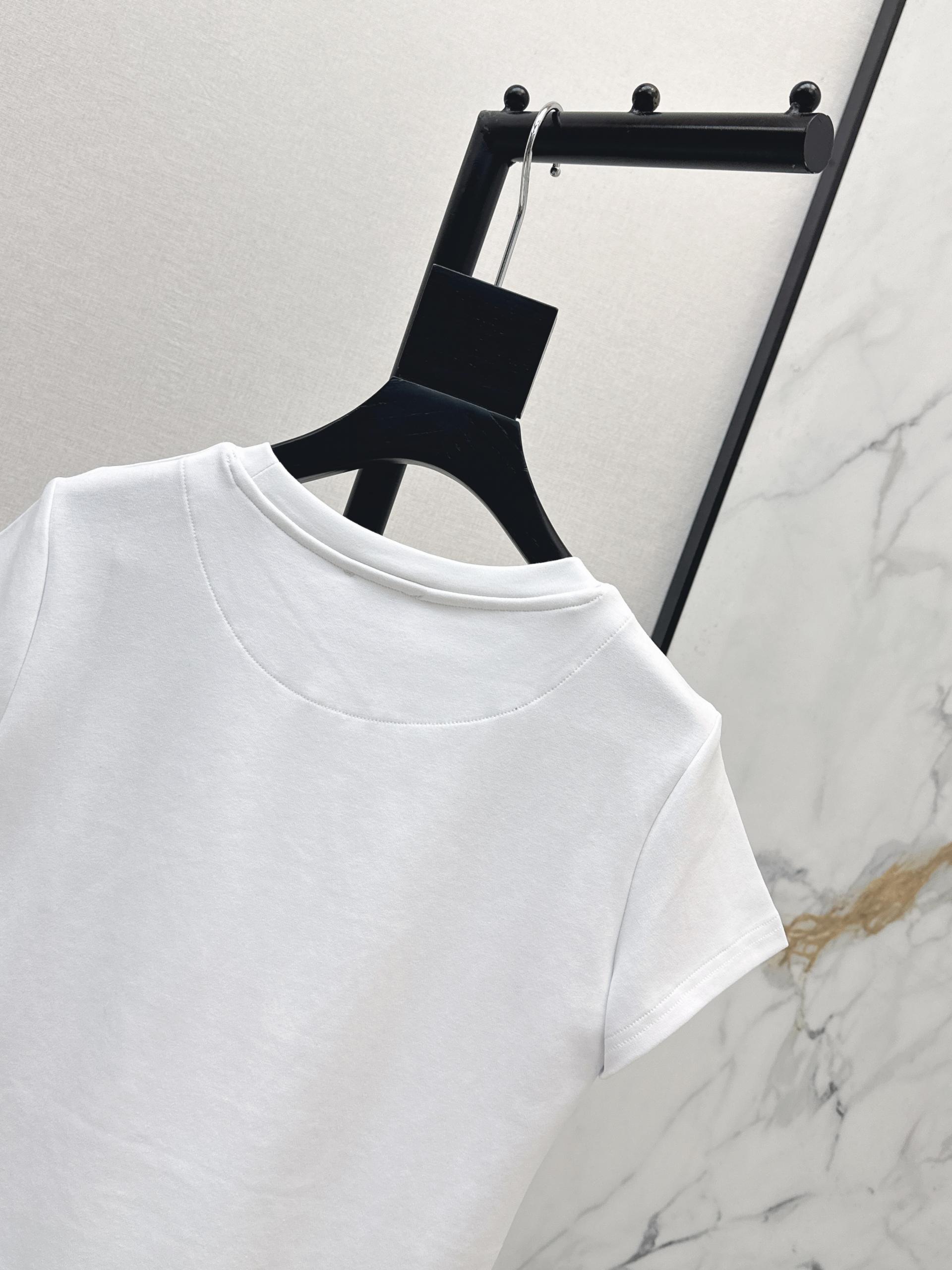 [Hermes] 에르메스 26SS 크롭 슬림핏 반팔 티셔츠 의류