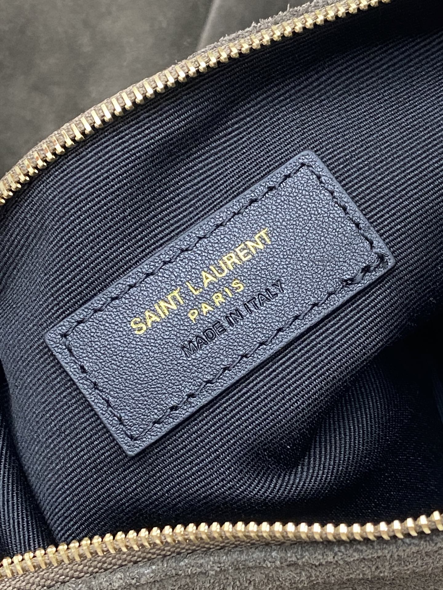 YSL 생로랑 빈티지 머스크 그린 스웨이드 쇼퍼백 가방