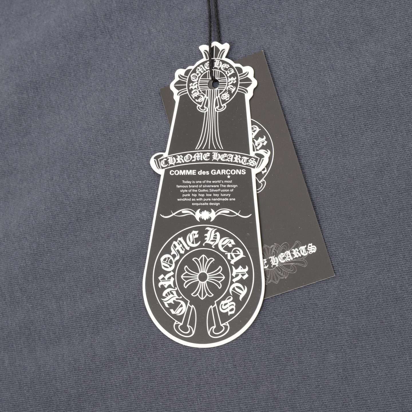 크롬하츠(CHROME HEARTS) 고딕 레터링 멀티 크로스 반팔 티셔츠 상의 의류