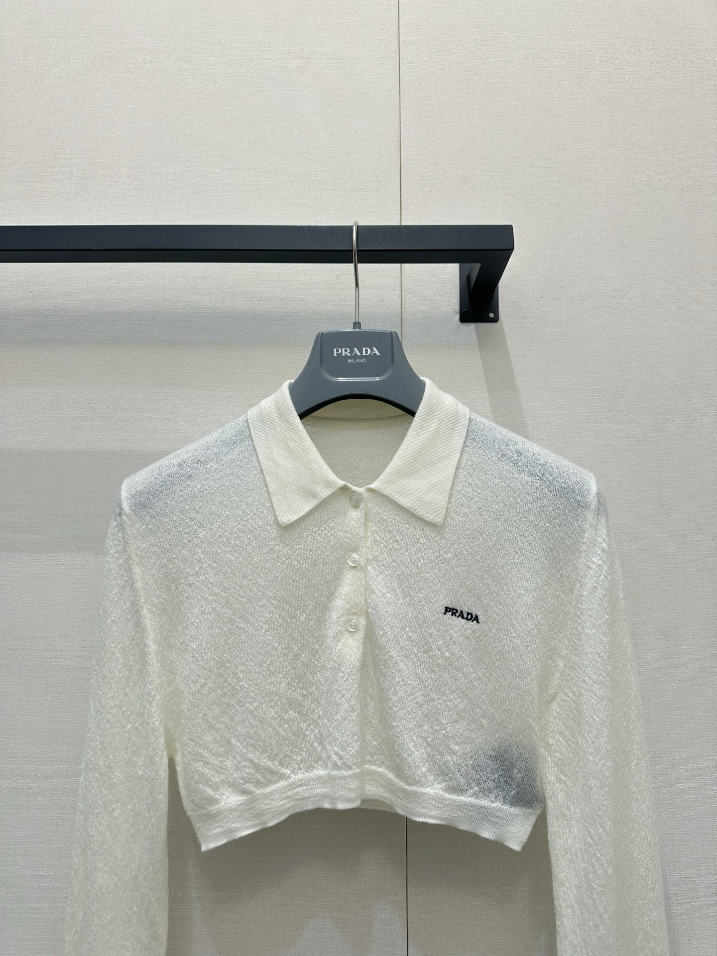 프라다(PRADA) 크롭 폴로 니트 상의 의류