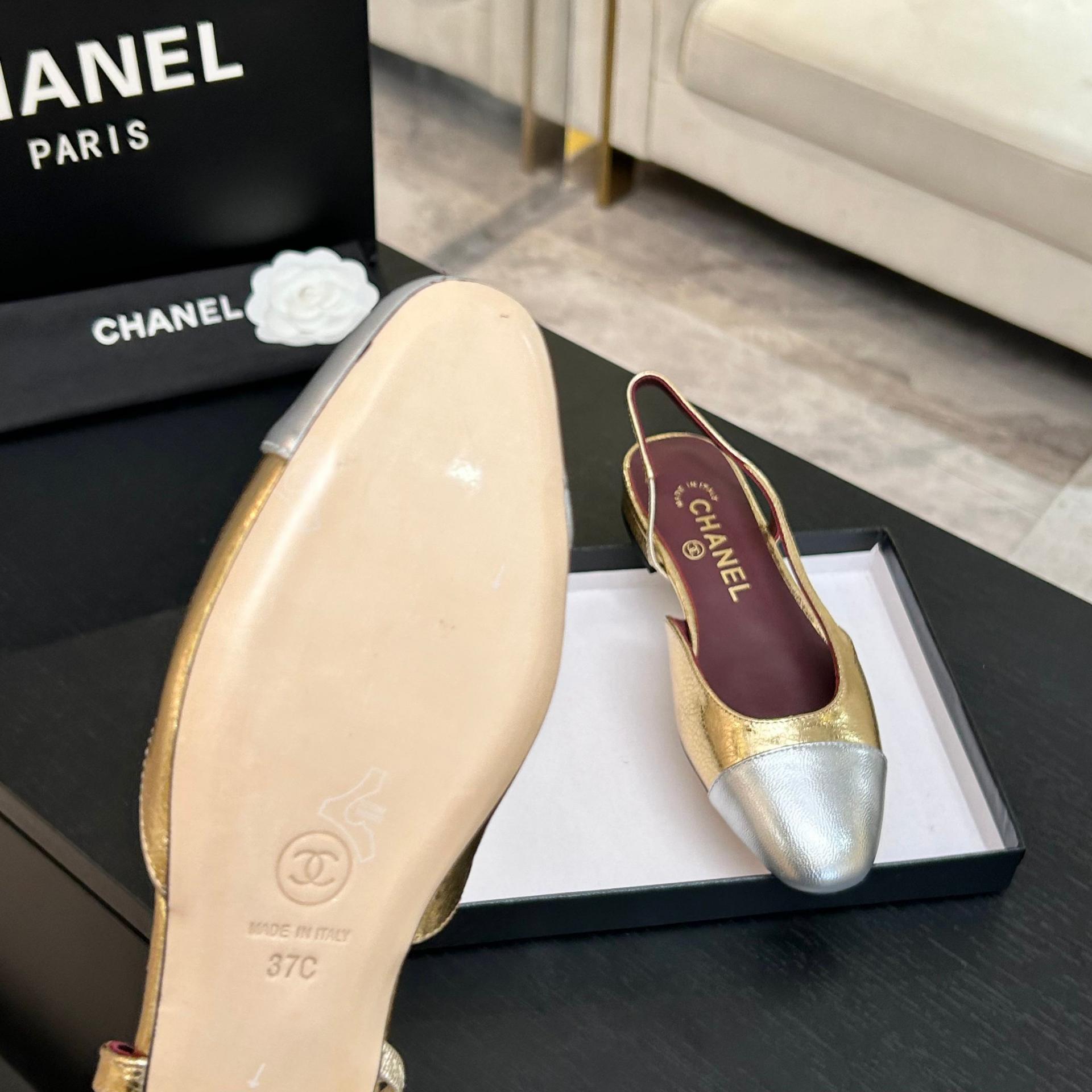 샤넬(CHANEL) 투톤 슬링백 로우힐 신발