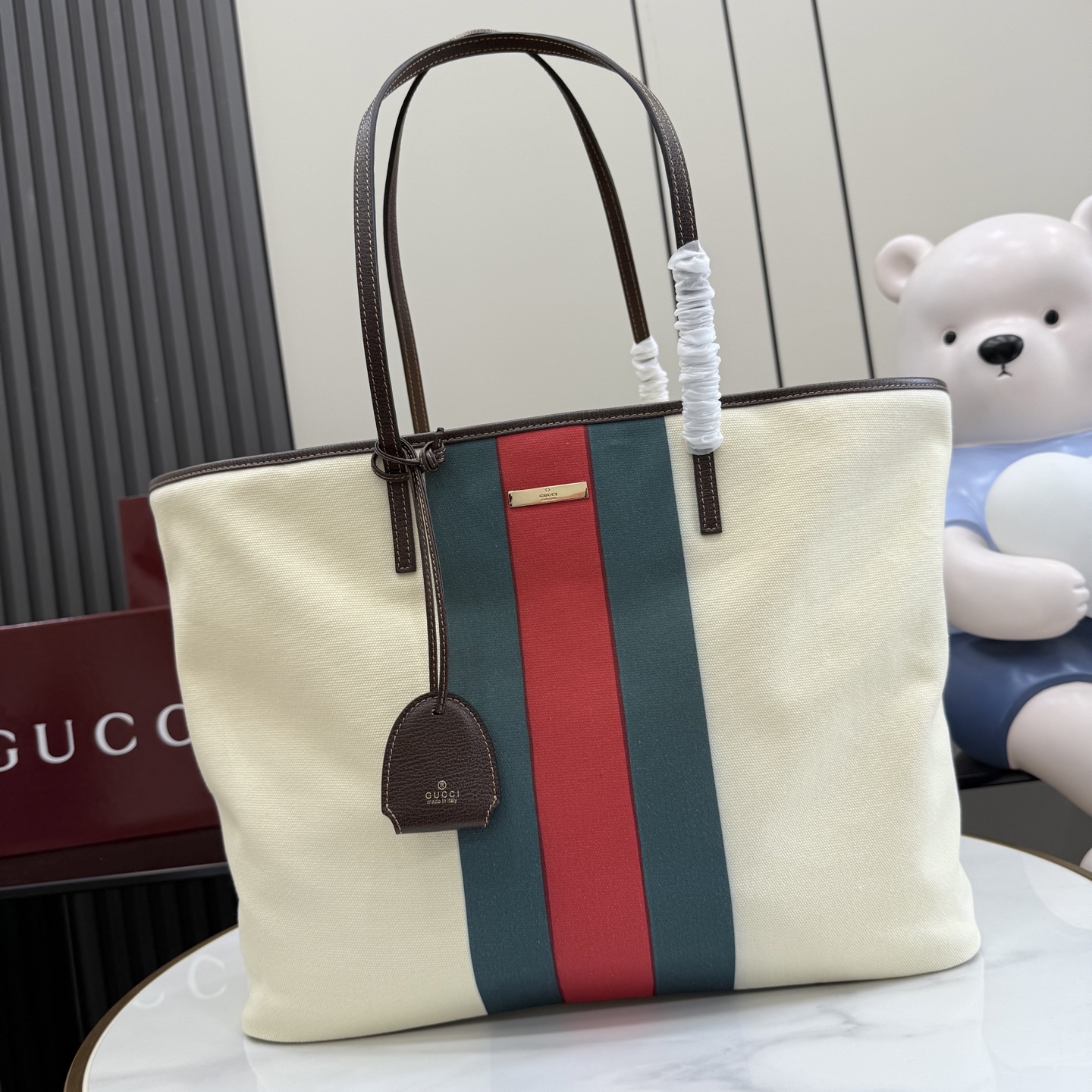 GUCCI 구찌 제너레이션(Generation) 워시드 캔버스 토트백 - 브라운 라지 가방