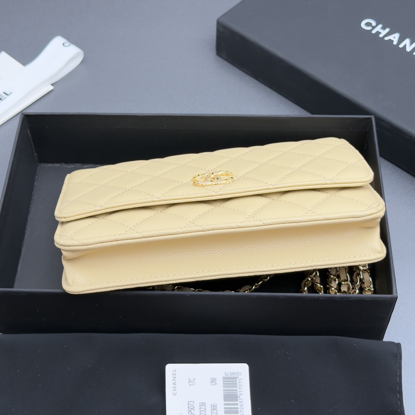 [Chanel] 샤넬 26SS 캐비어 멀티 젬스톤 체인 아코디언 플랩백 (WOC) 가방