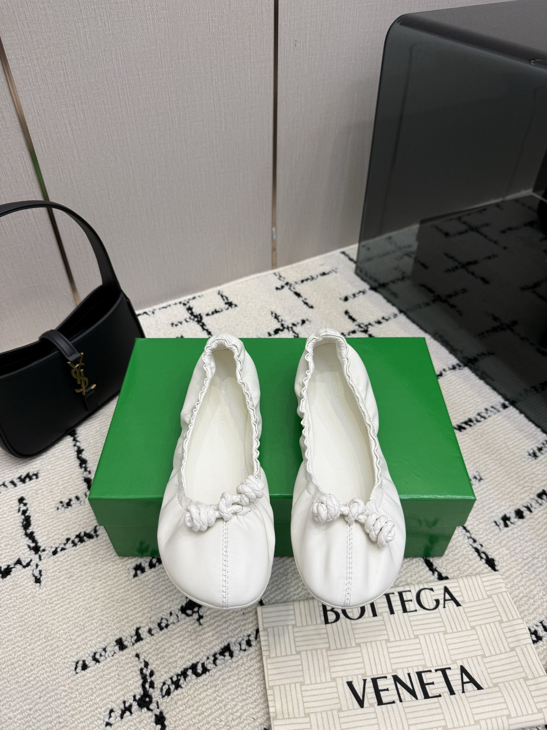 보테가 베네타(BOTTEGA VENETA) 판타스미나 발레리나 플랫 신발