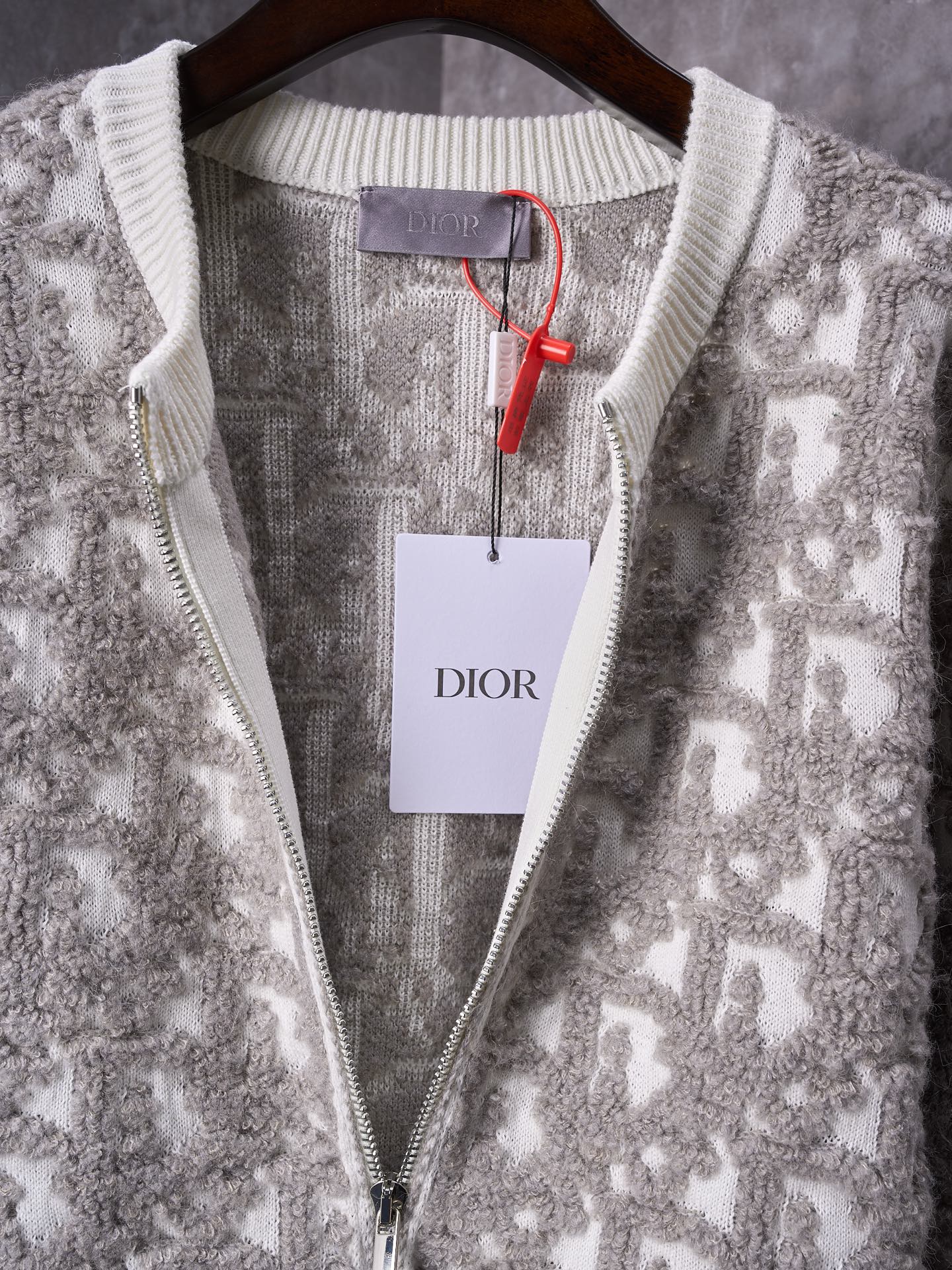 디올(DIOR) 오블리크 자카드 집업 니트 재킷 상의 의류