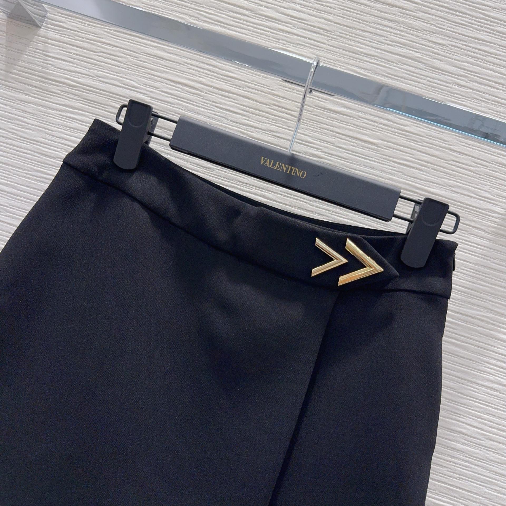 Valentino 발렌티노 하이엔드 수입 원단 미니 스커트 치마 의류