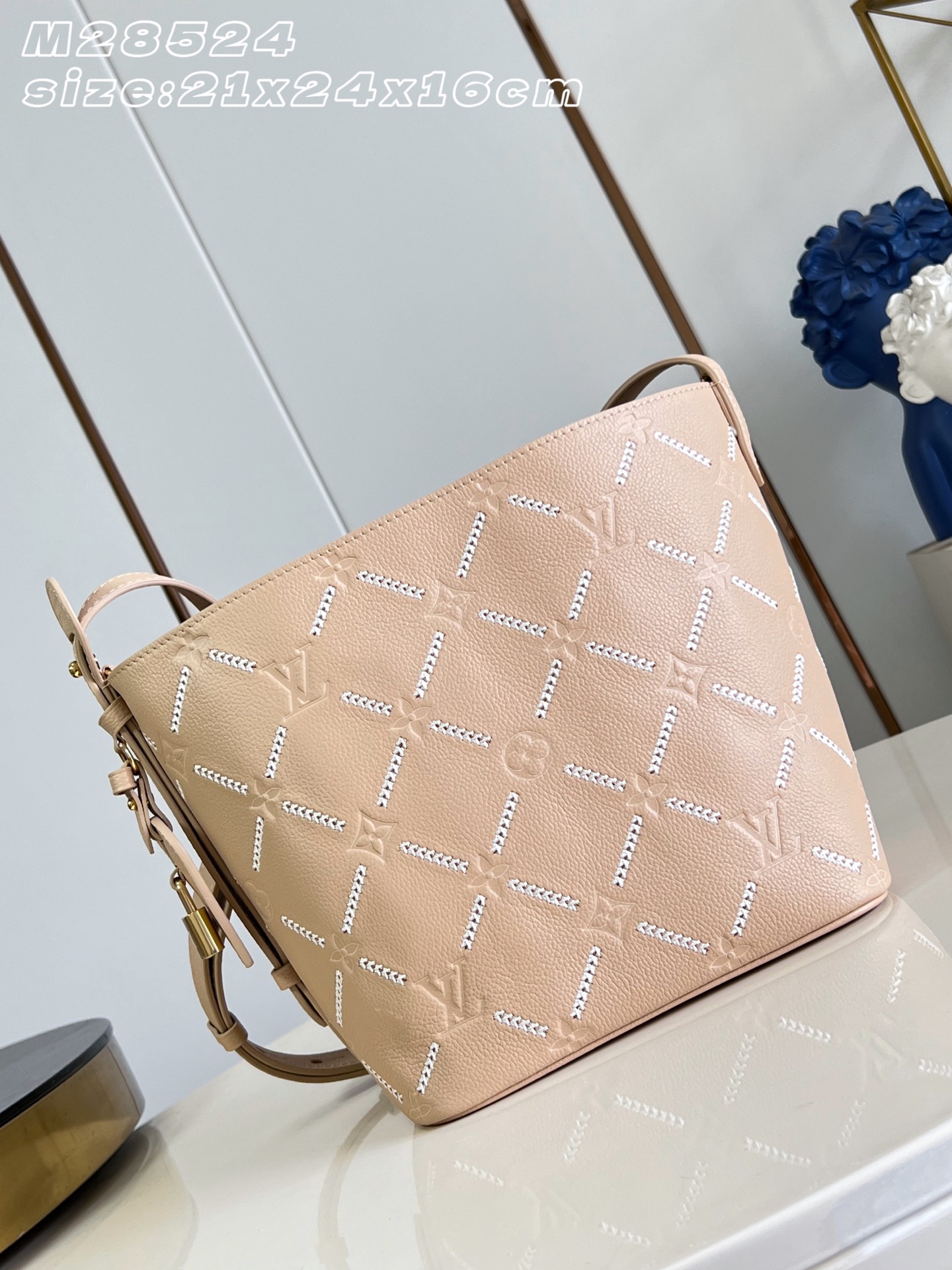 [Louis Vuitton] LV 루이비통 올 인(All In) 미디움 앙프레인트 버킷백 가방
