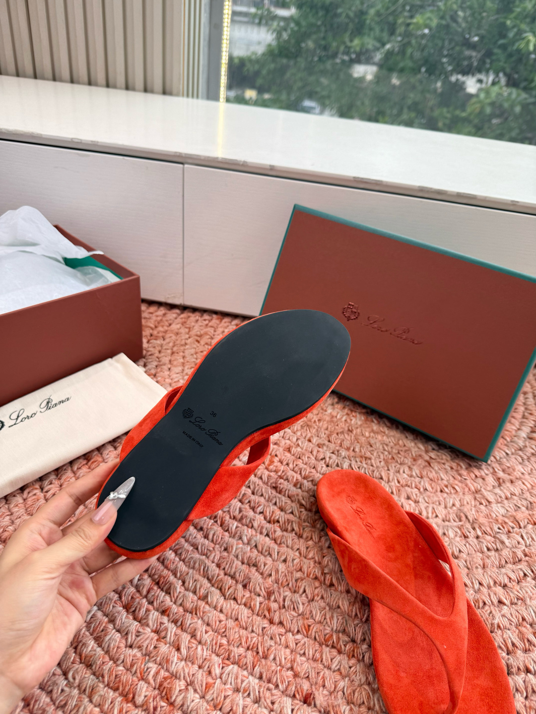 로로피아나(LORO PIANA) 잉글리시 플립플랍 쪼리 신발