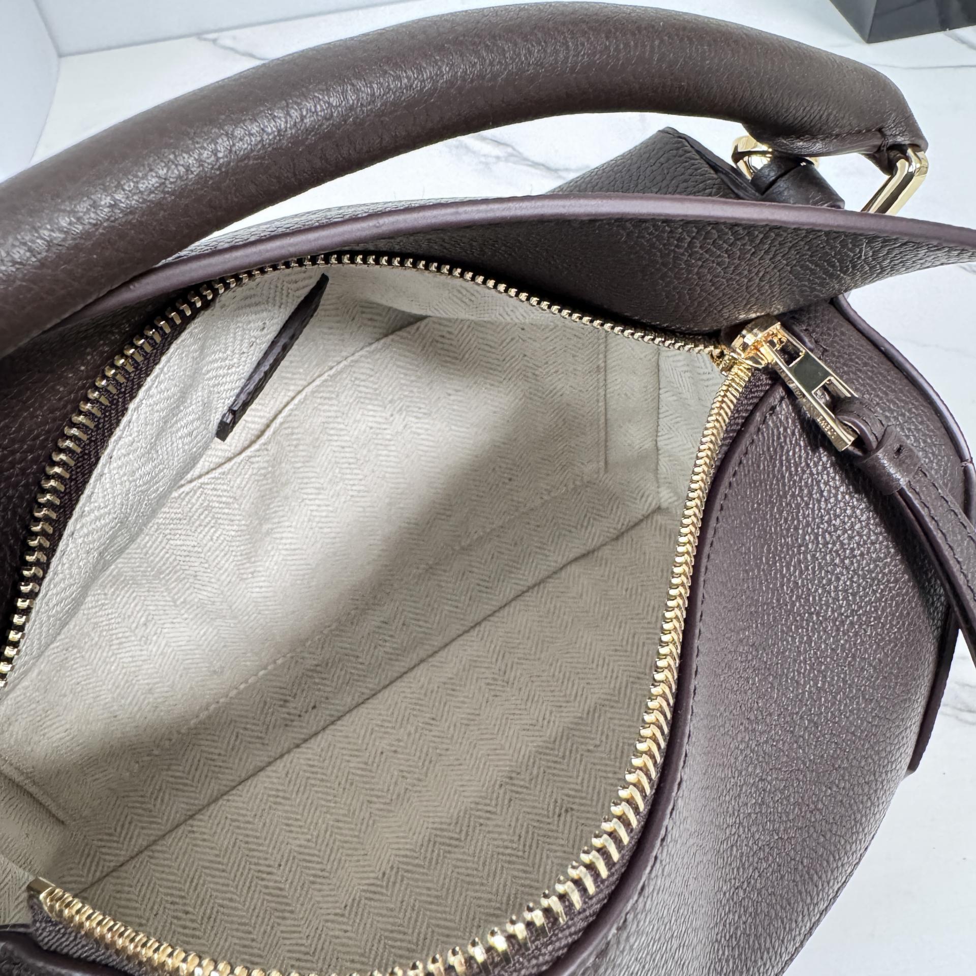Loewe Puzzle Edge 로에베 퍼즐 스몰 백 가방