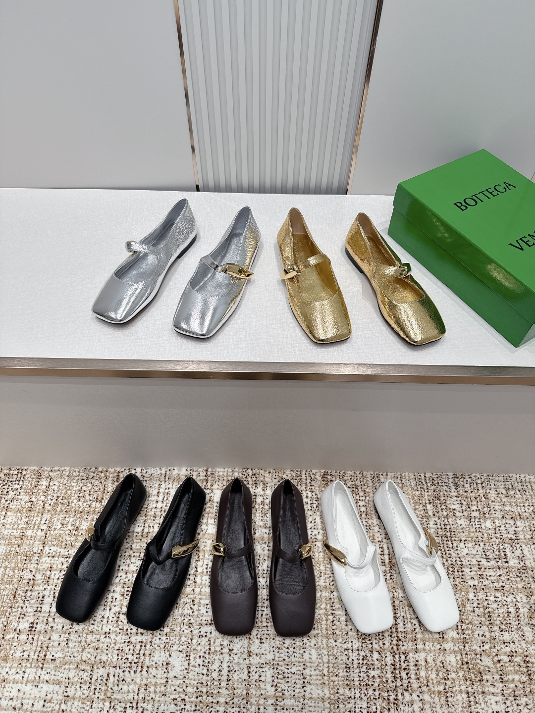 보테가 베네타(BOTTEGA VENETA) 샬롯 메리제인 플랫 발레 슈즈 신발