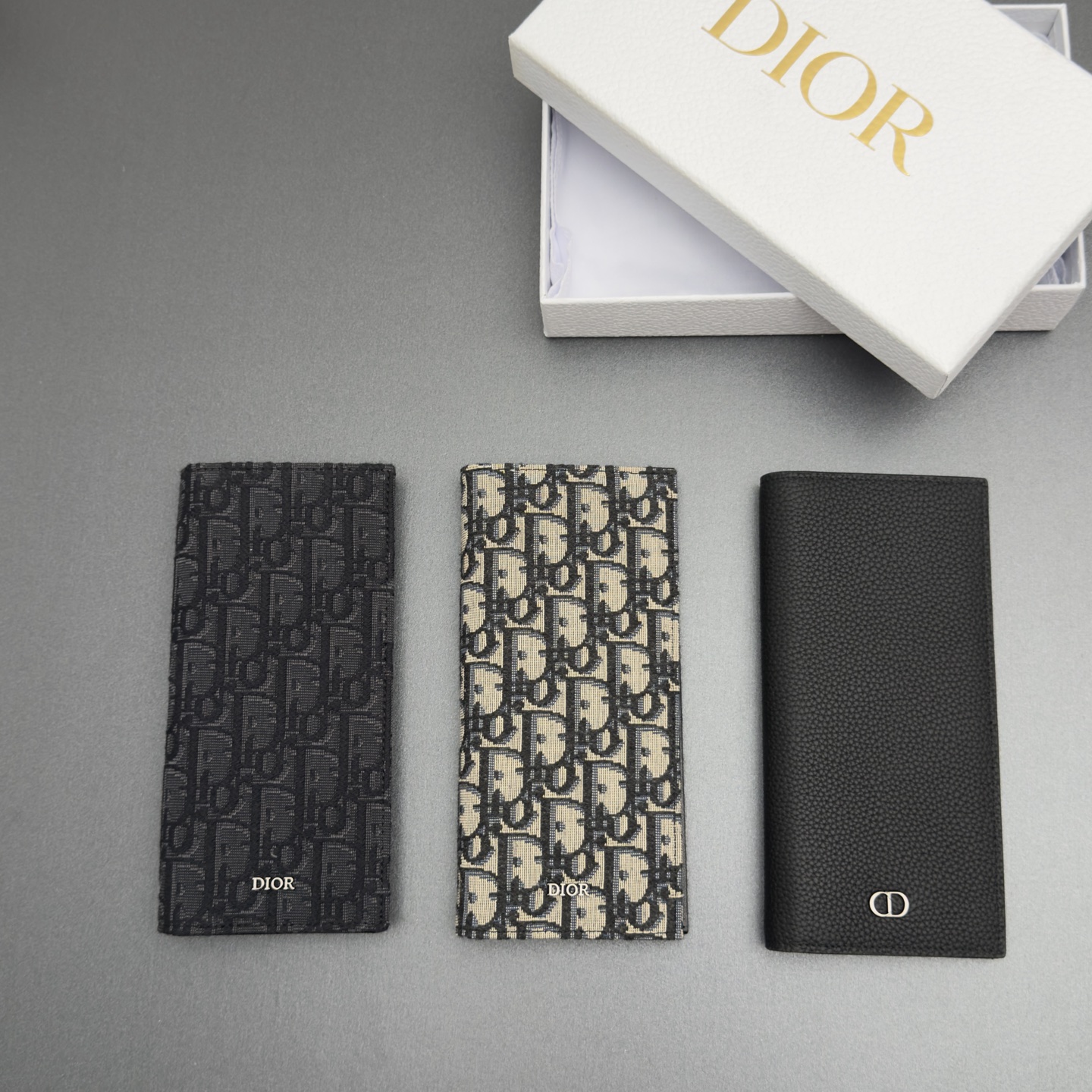 Dior 디올 맨즈 롱 바이폴드 장 지갑