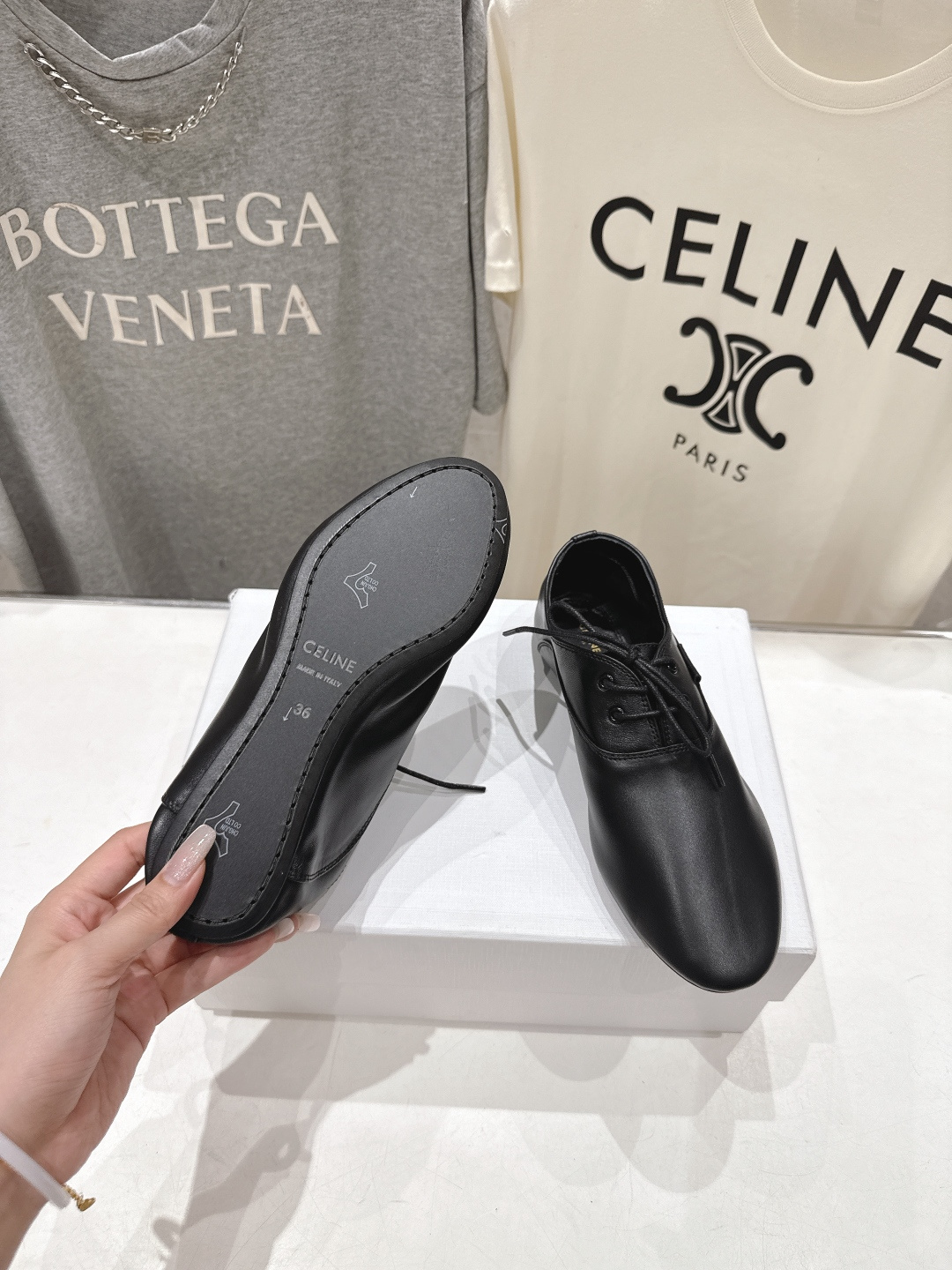셀린느(CELINE) 메리제인 브로그 로퍼 신발