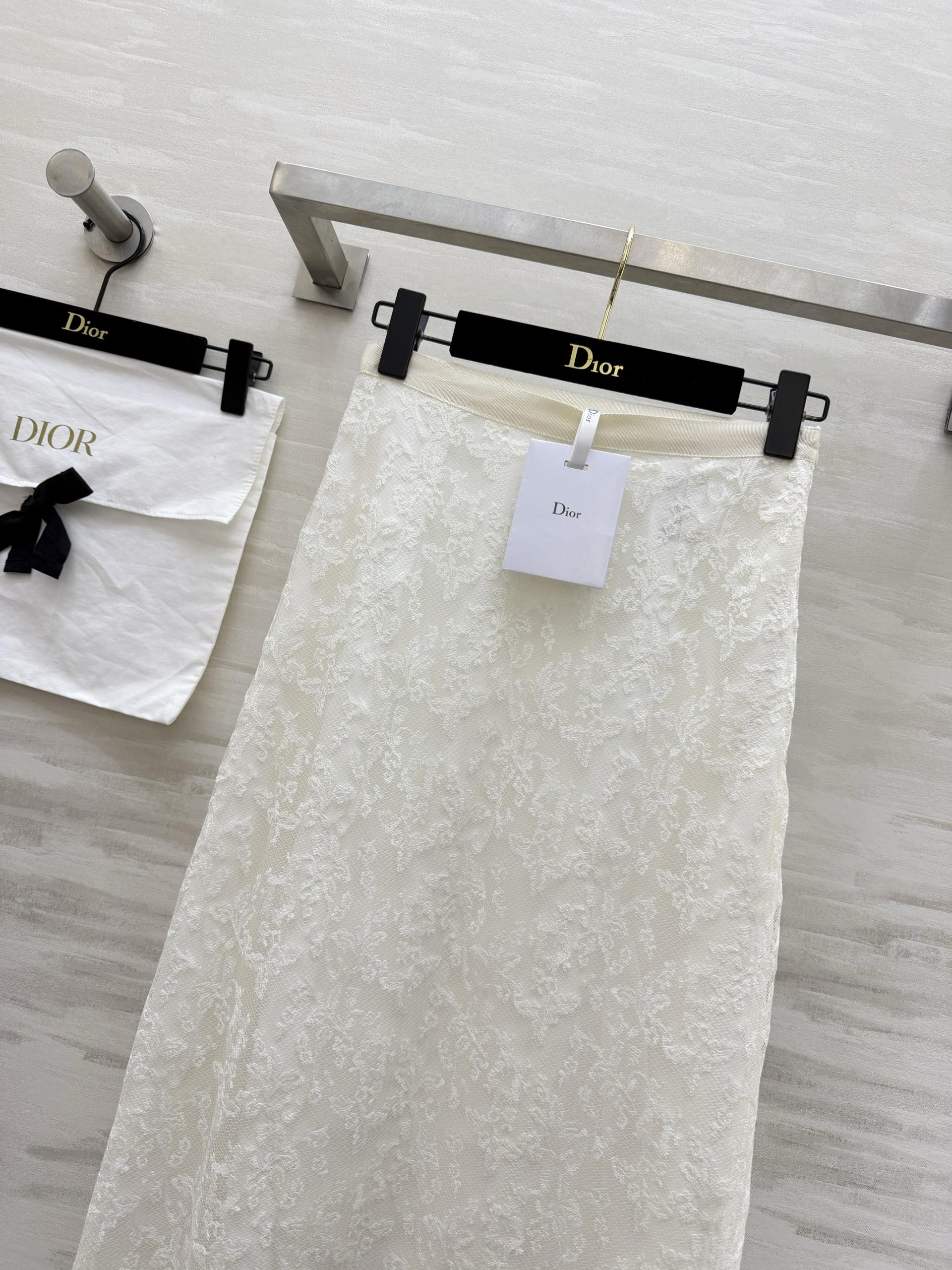 [Dior] 디올 26SS 빈티지 플라워 레이스 머메이드 스커트 치마 의류