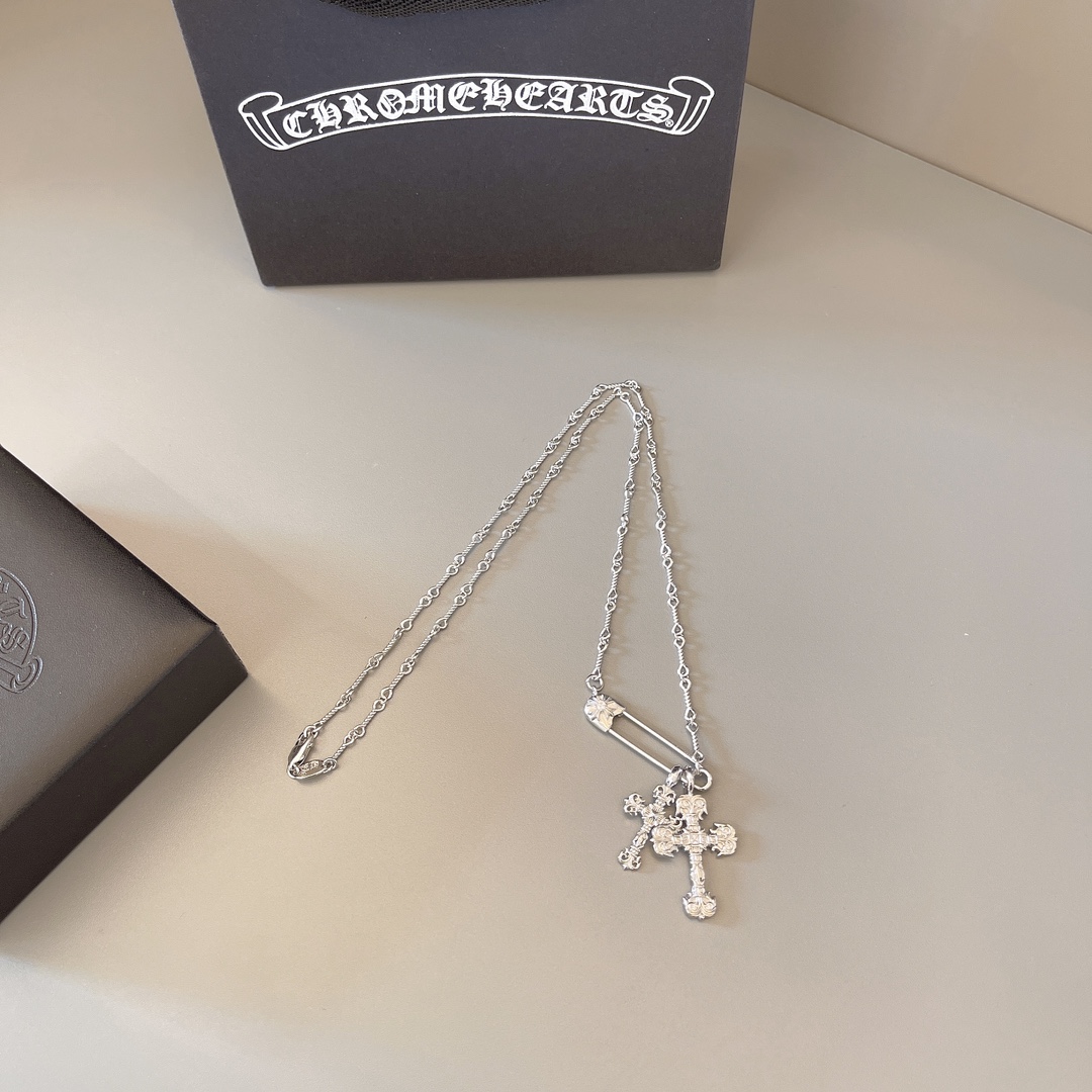 크롬하츠(CHROME HEARTS) 크로스 펜던트 체인 목걸이 악세사리