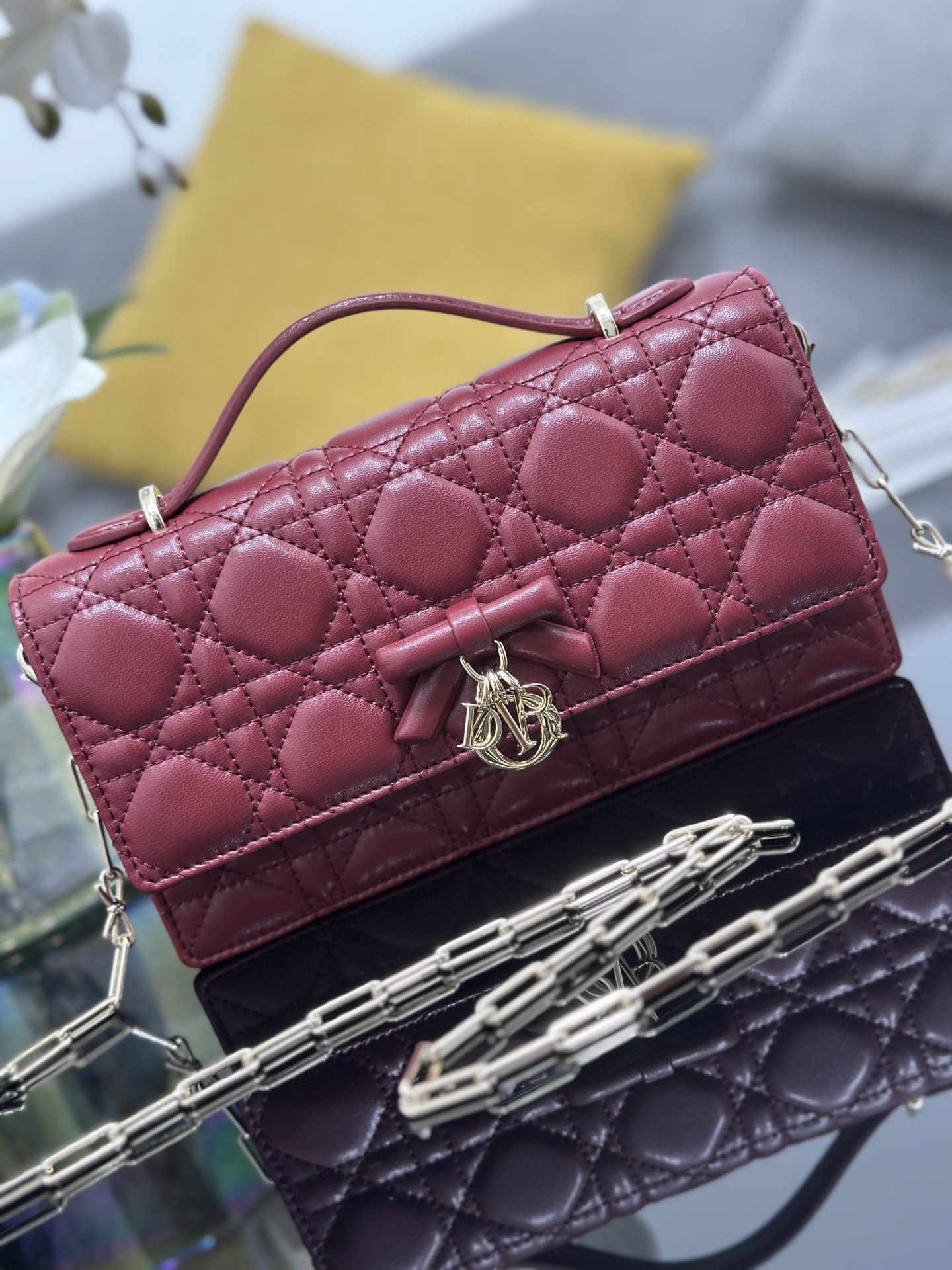 [Dior] 디올 미스 디올(Miss Dior) 보우 램스킨 탑핸들 체인 파우치 (WOC) 가방 복제